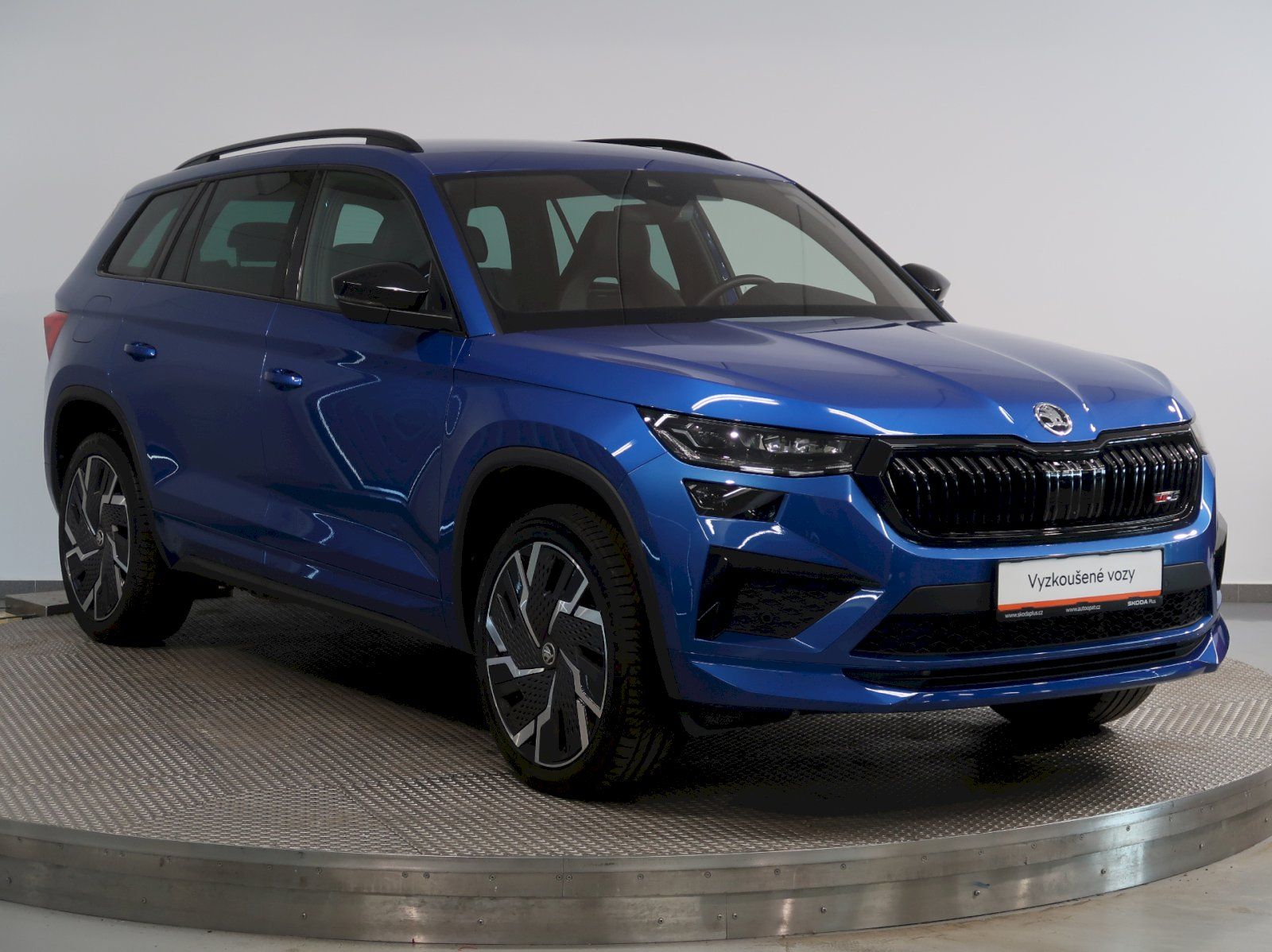 Škoda Kodiaq, RS 2.0TSI 180KW 4x4 DSG TAŽNÉ - fotka 6