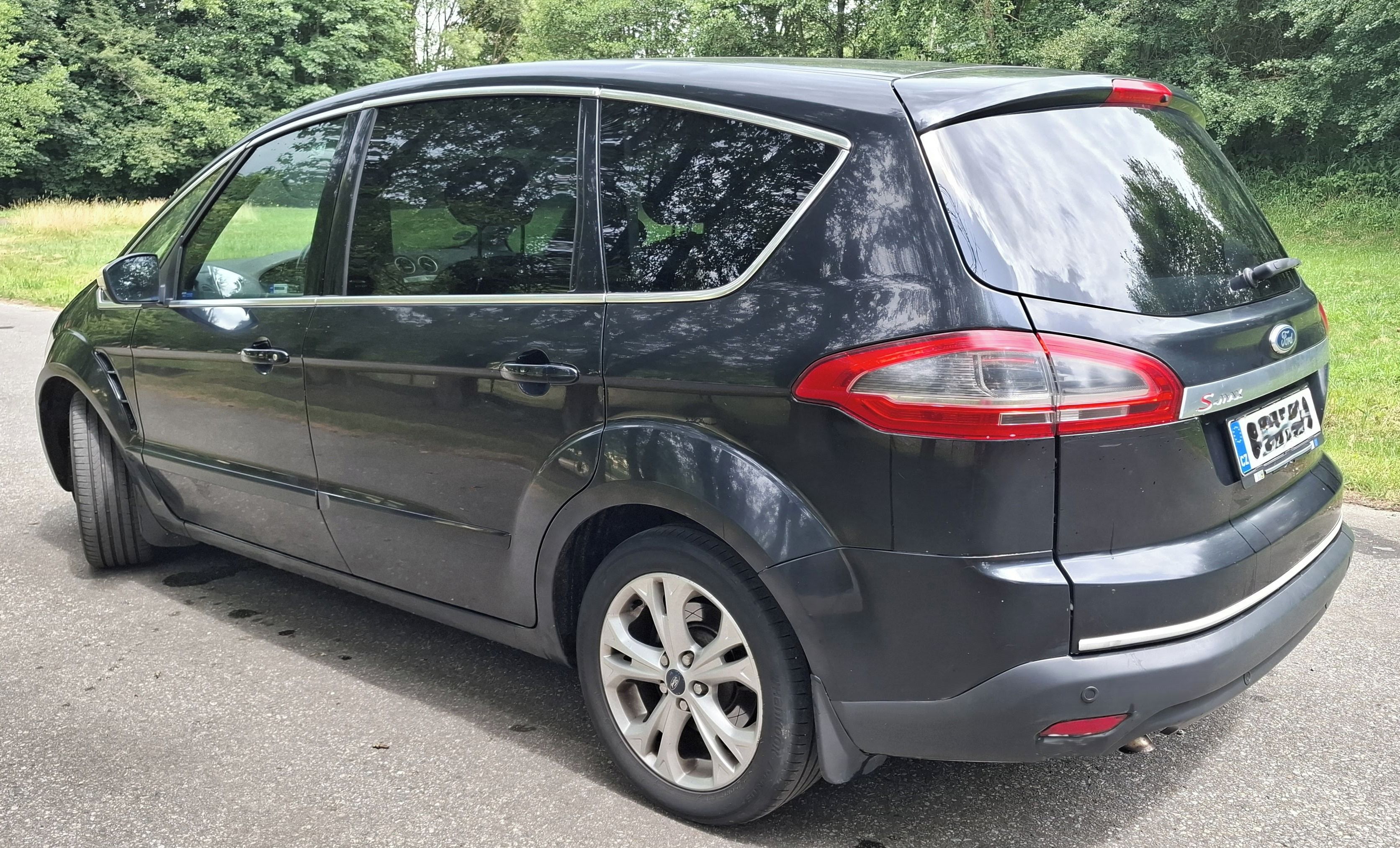 Ford S-MAX, 2,0 TDCi 120 KW - fotka 3