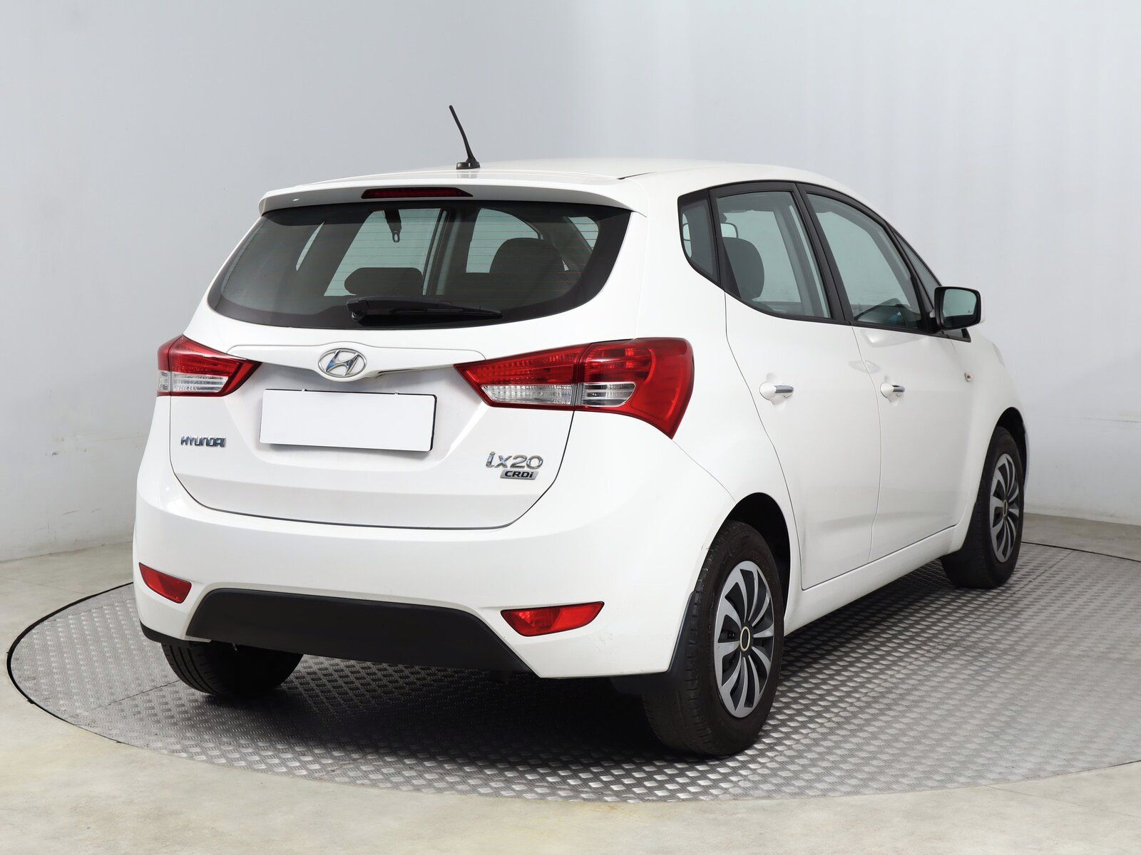 Hyundai ix20, 1.4 CRDi, Serv.kniha - fotka 5