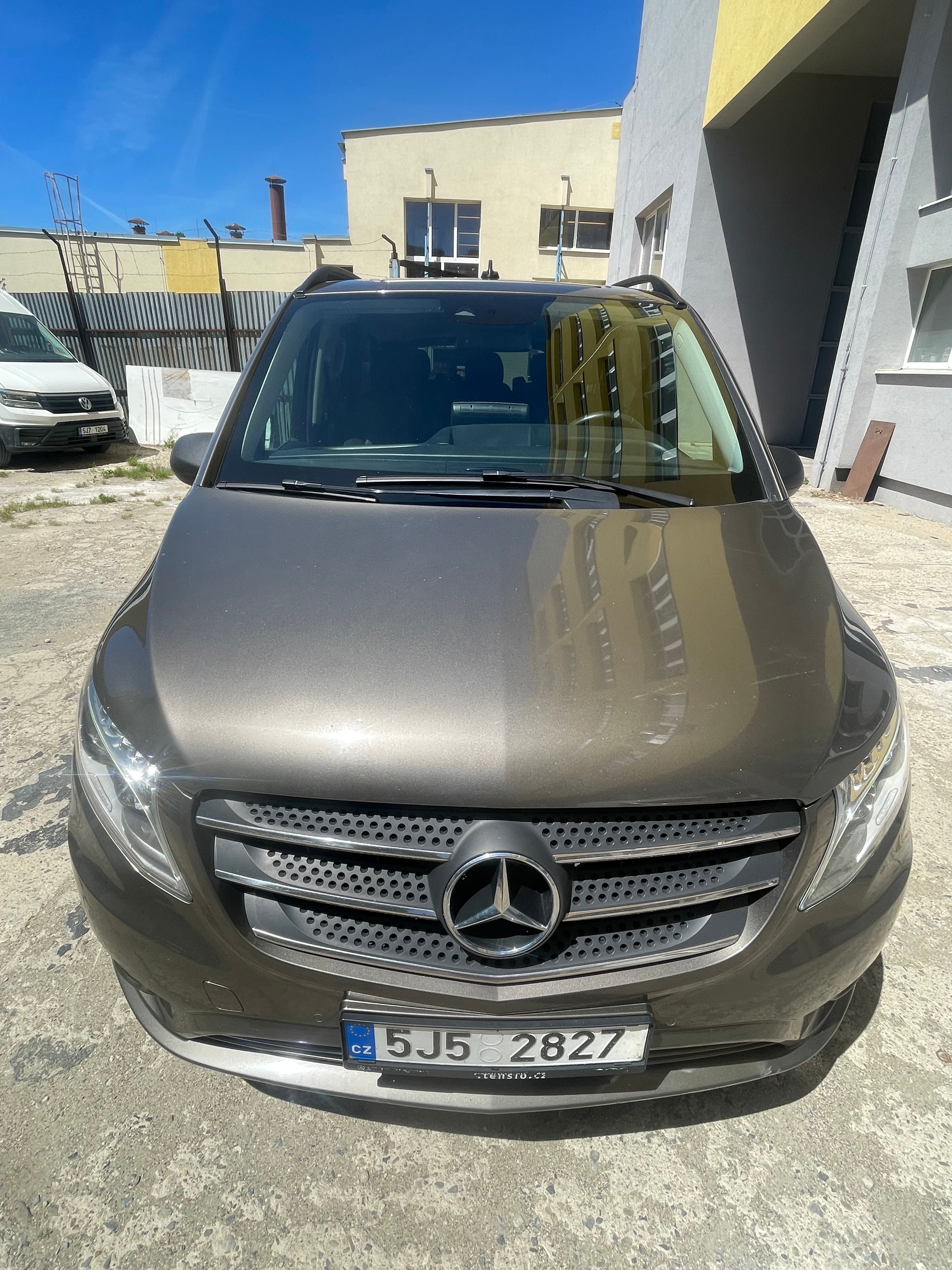 Mercedes-Benz Vito, 119 CDI 4MATIC 140 kW Tourer - fotka 5