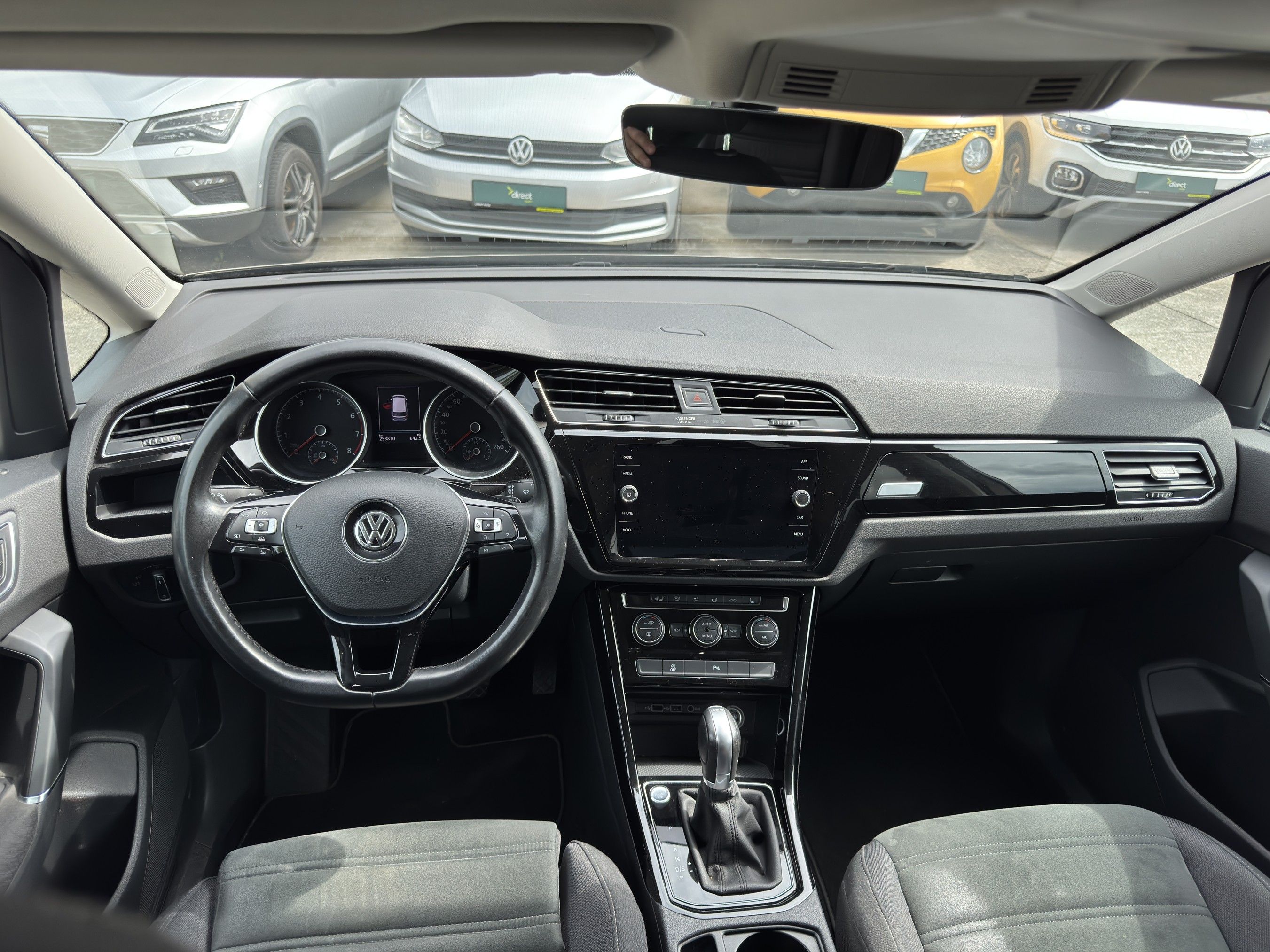 Volkswagen Touran, 1.4 TSi 110 kW Highline - fotka 6