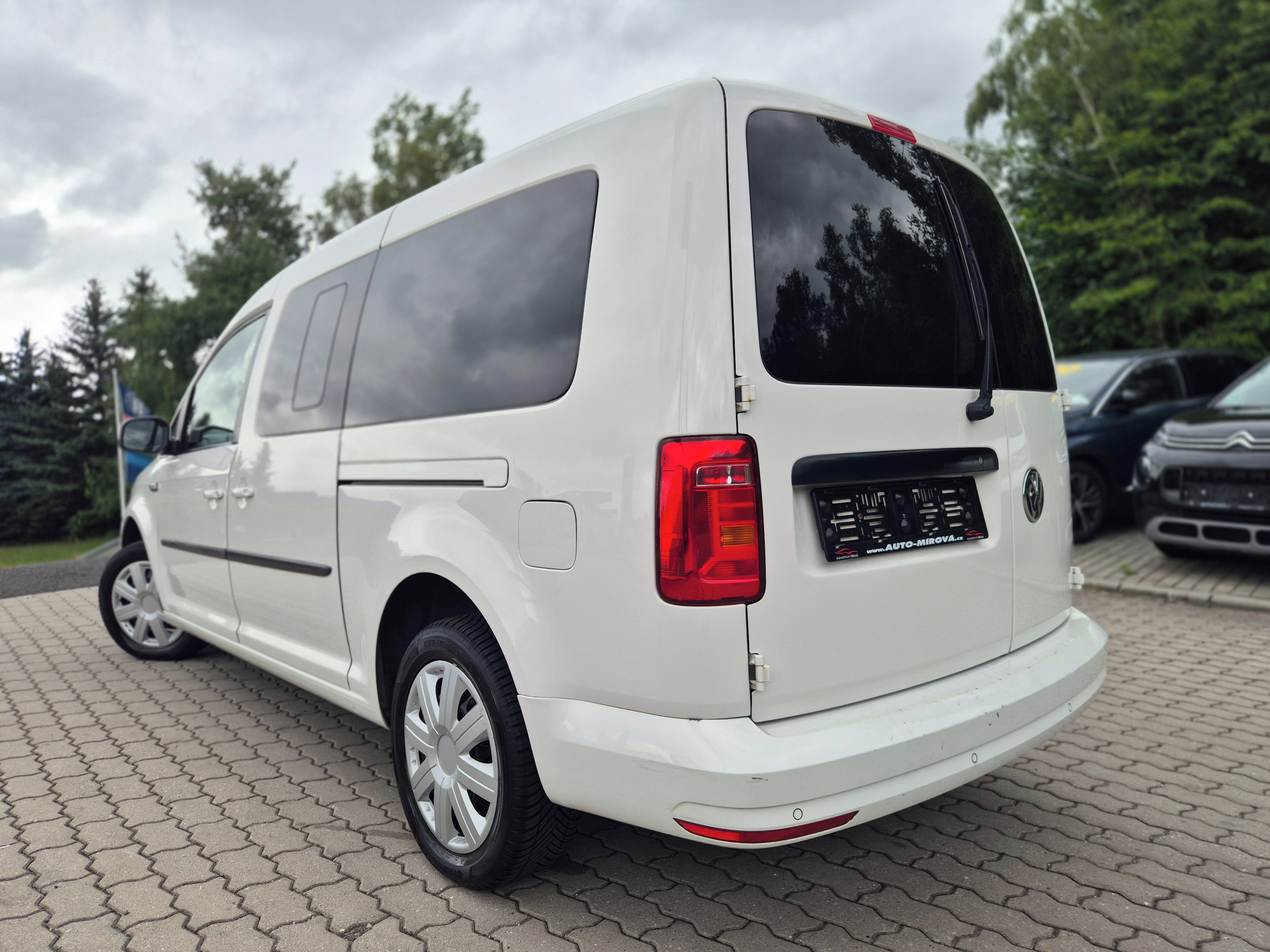 Volkswagen Caddy, 7 mistna plny servis záruka - fotka 4
