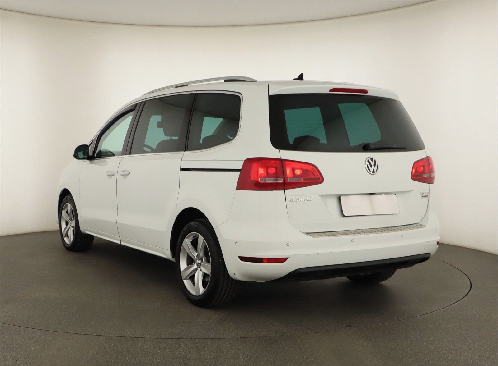 Volkswagen Sharan, 2.0 TDI, Automat, Kůže - fotka 4