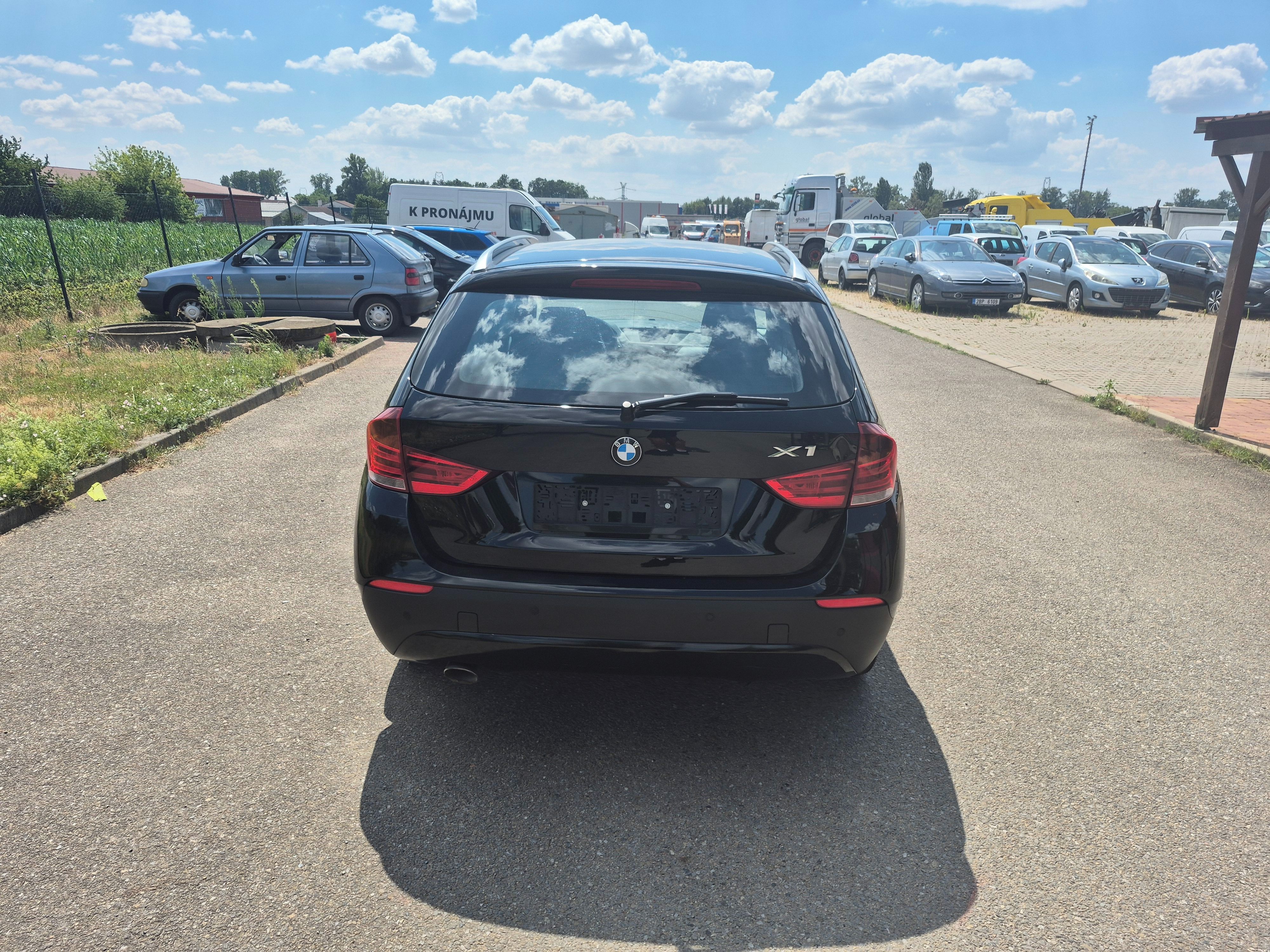 BMW X1, 2,0D, 105kW, xDrive, automat - fotka 5