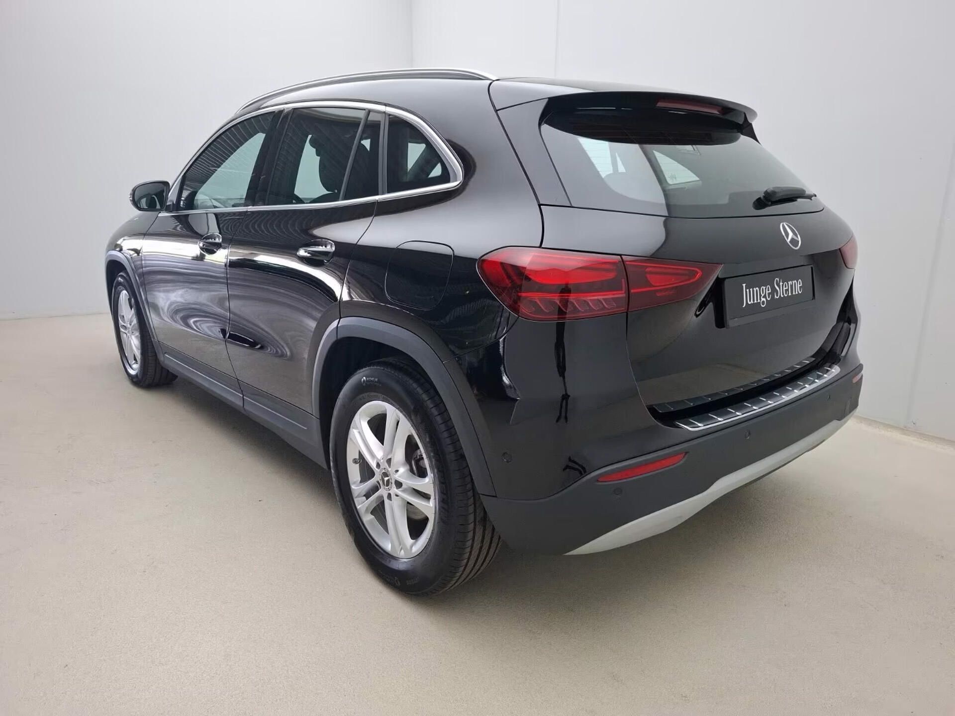 Mercedes-Benz GLA, 200 Kamera LED DAB - fotka 5