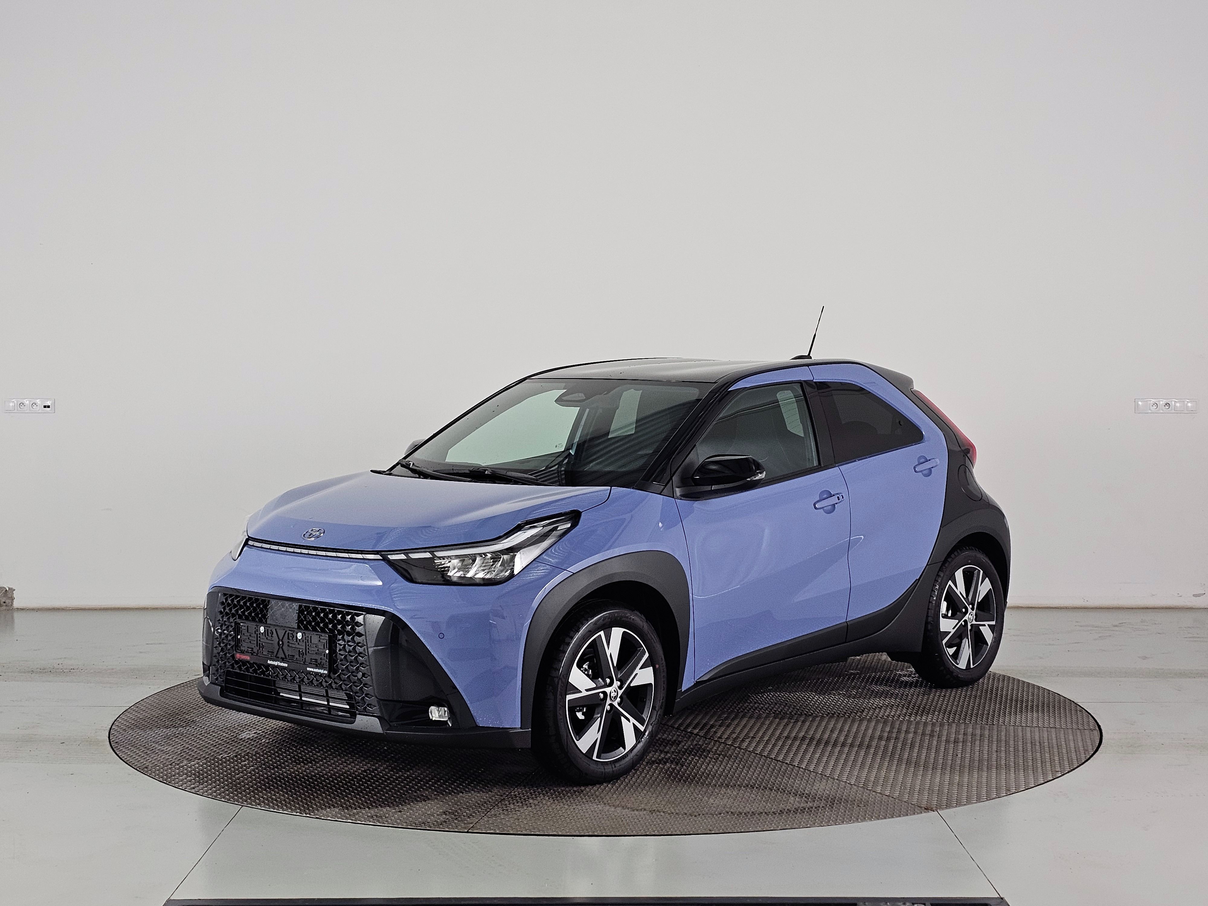 Toyota Aygo, X, 1.5HEV 116k 2x4 Style Smart