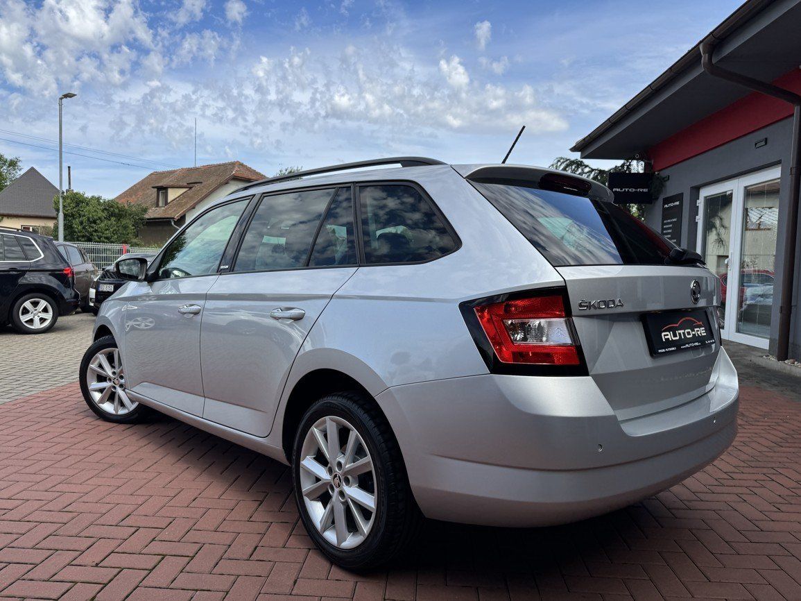 Škoda Fabia, 1.2TSi Joy Navi Digi Klima - fotka 3
