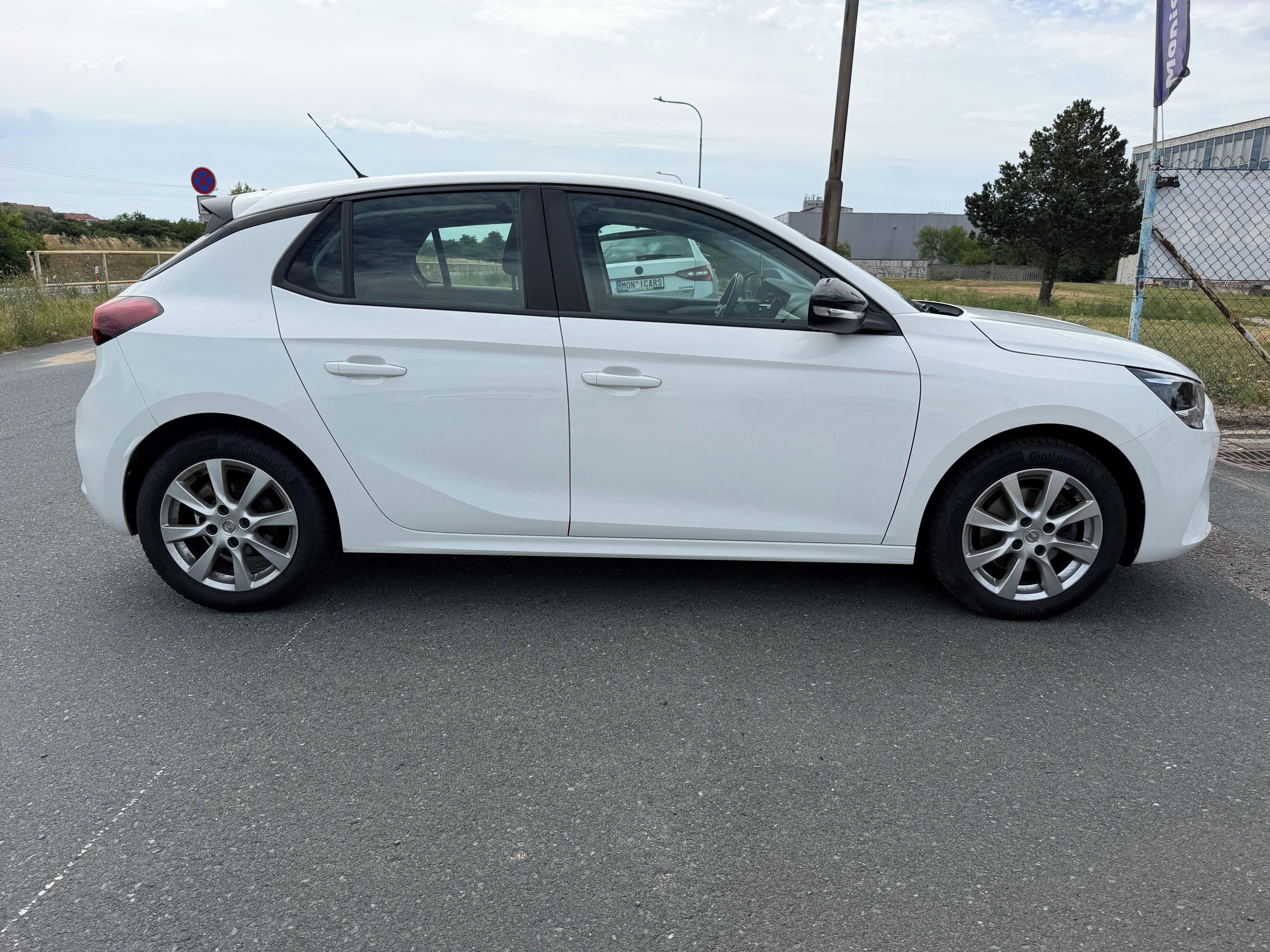 Opel Corsa, 1.2 TURBO 74kW KLIMA, TAŽNÉ - fotka 4
