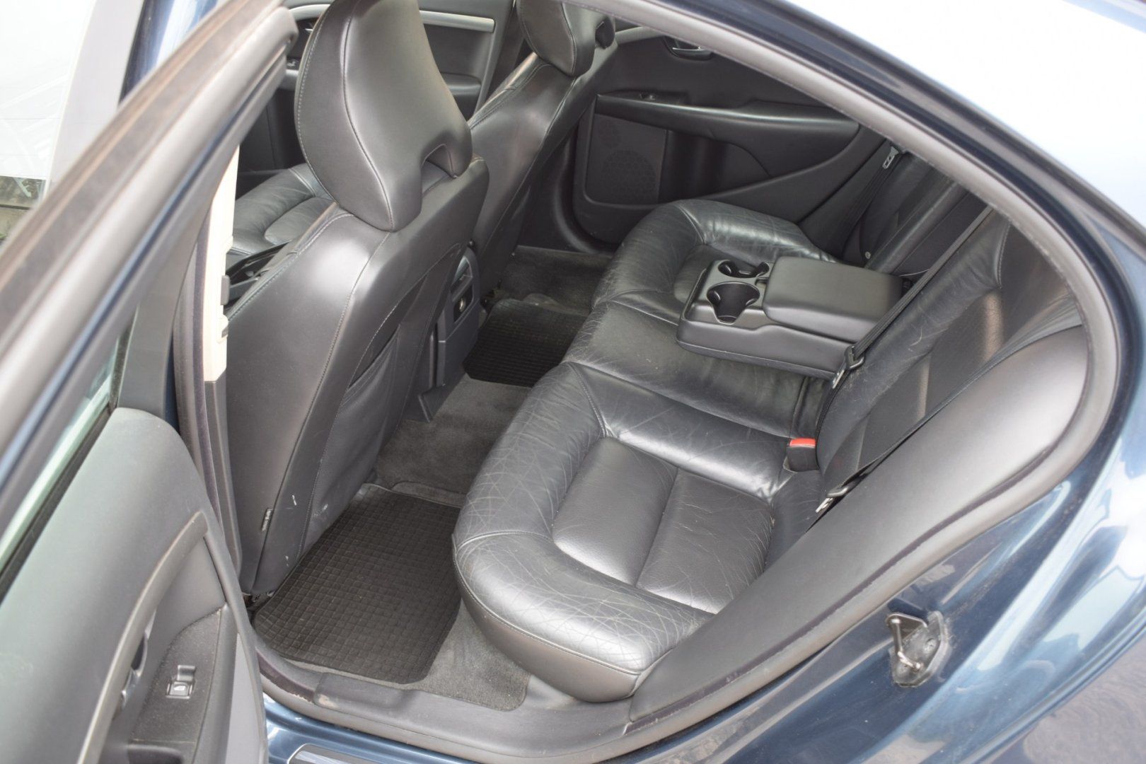 Volvo S80, 2,4TDi - fotka 5