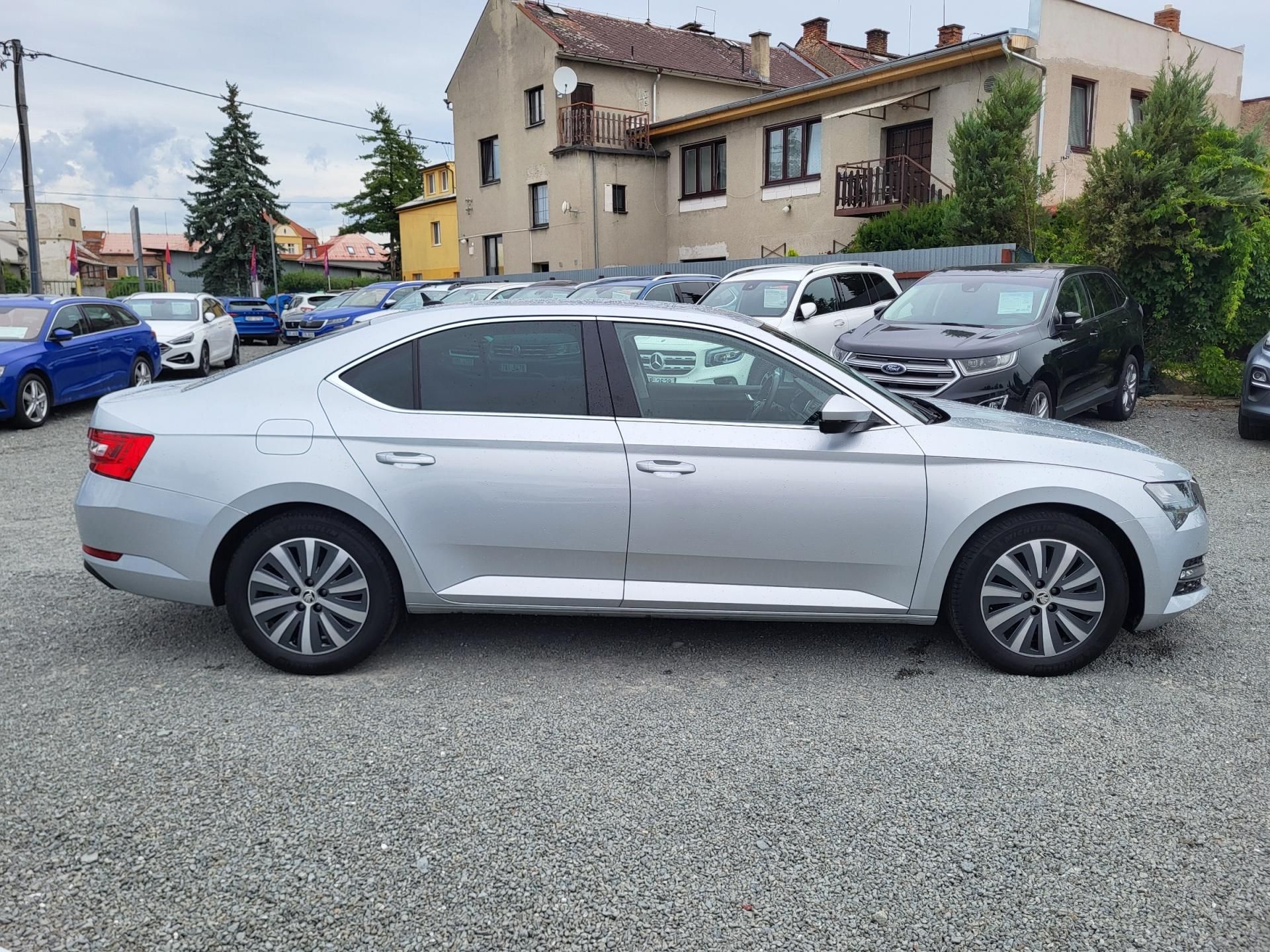 Škoda Superb, III FL 2.0 TDi DSG STYLE+ *ČR - fotka 5