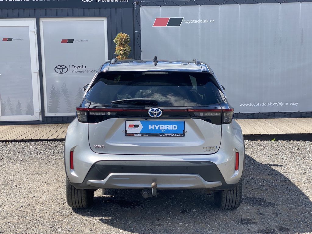 Toyota Yaris Cross, 1.5HEV, ČR-1m, Adventure, 4x4 - fotka 6