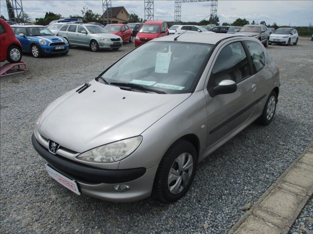 Peugeot 206, 1,4 i,klima,serv.kniha,CZ - fotka 3