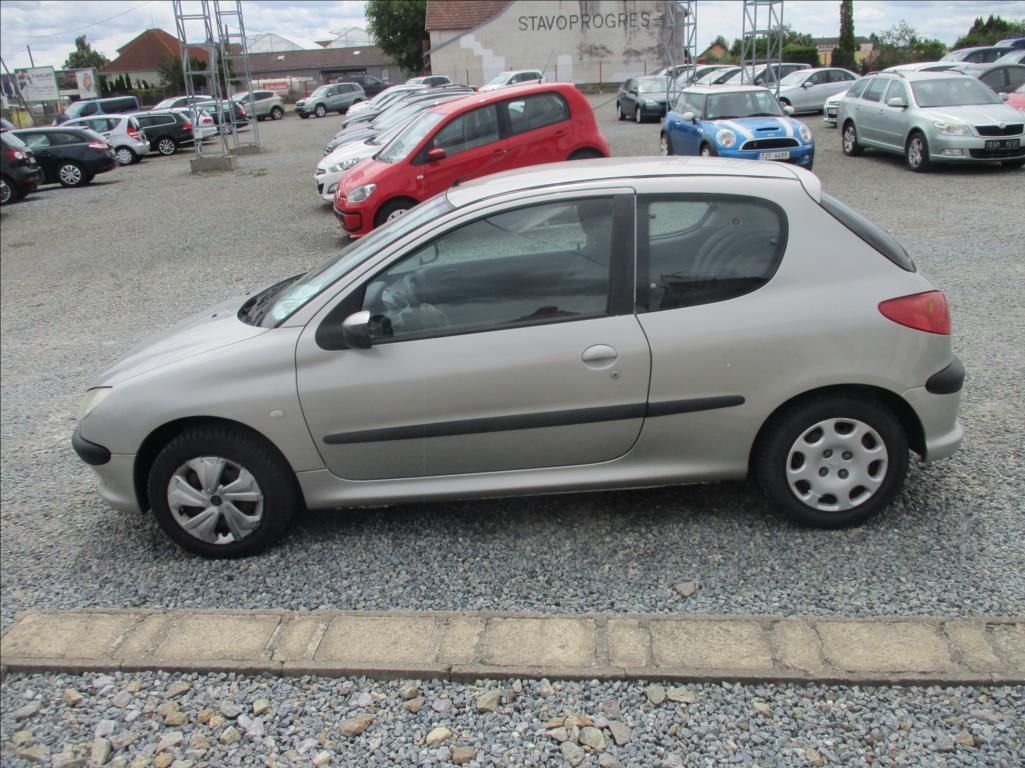 Peugeot 206, 1,4 i,klima,serv.kniha,CZ - fotka 4