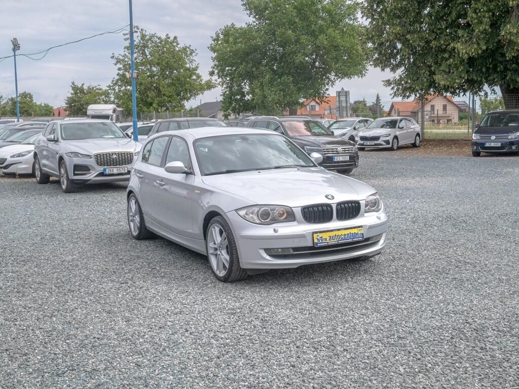 BMW Řada 1, 2.0i 125KW man – TAŽNÝ - fotka 3