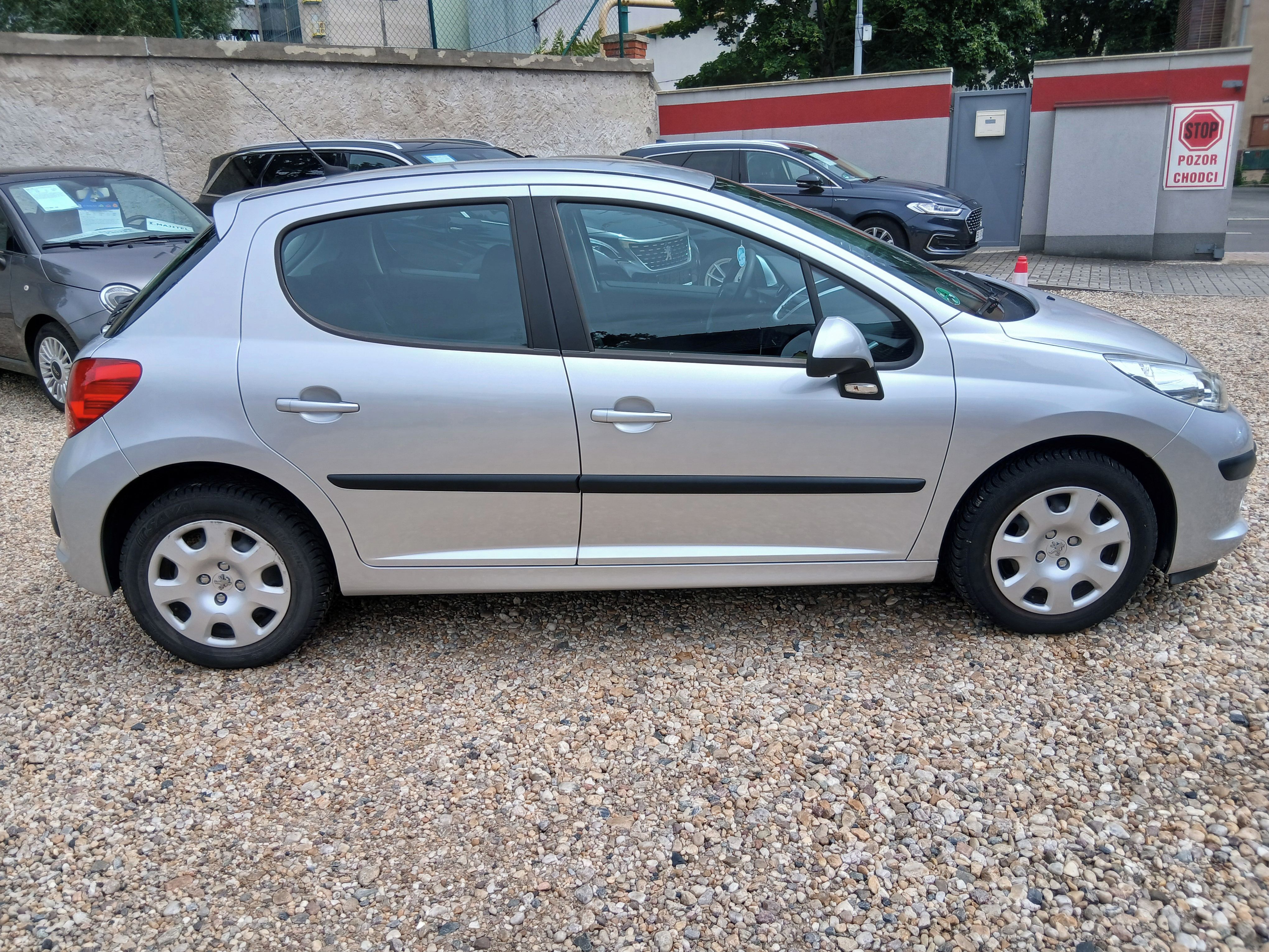 Peugeot 207, 1.4i 54KW Klima Naj:52.900Km - fotka 4