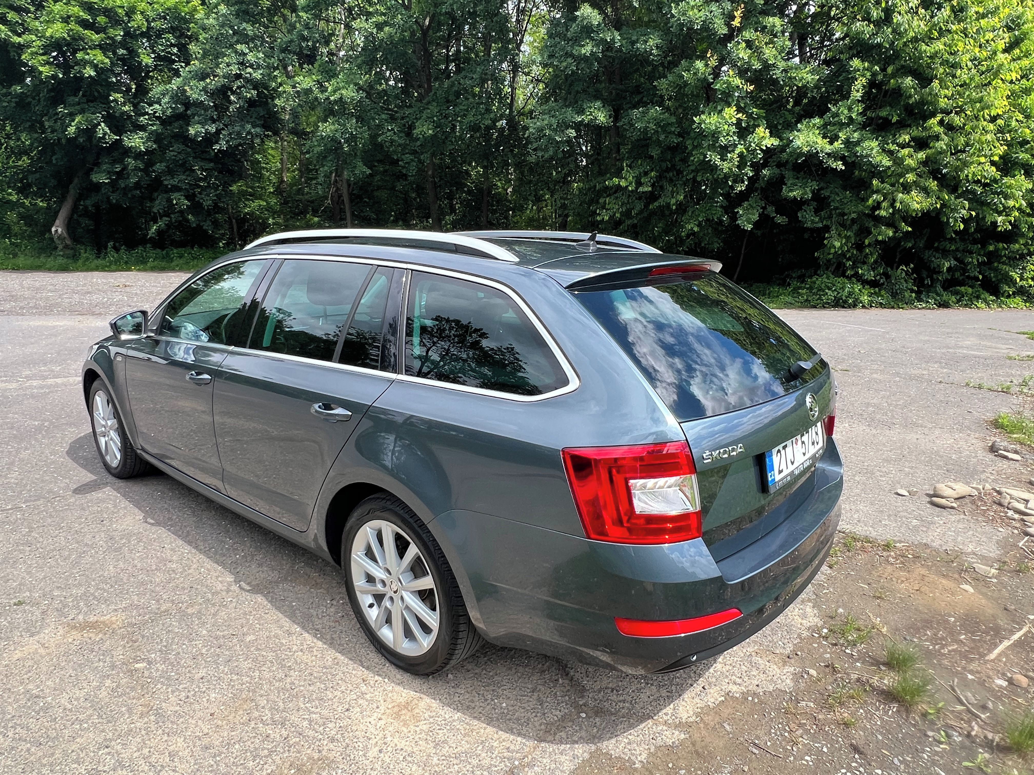 Škoda Octavia, Combi 1,4 TSI, Edition automat - fotka 6