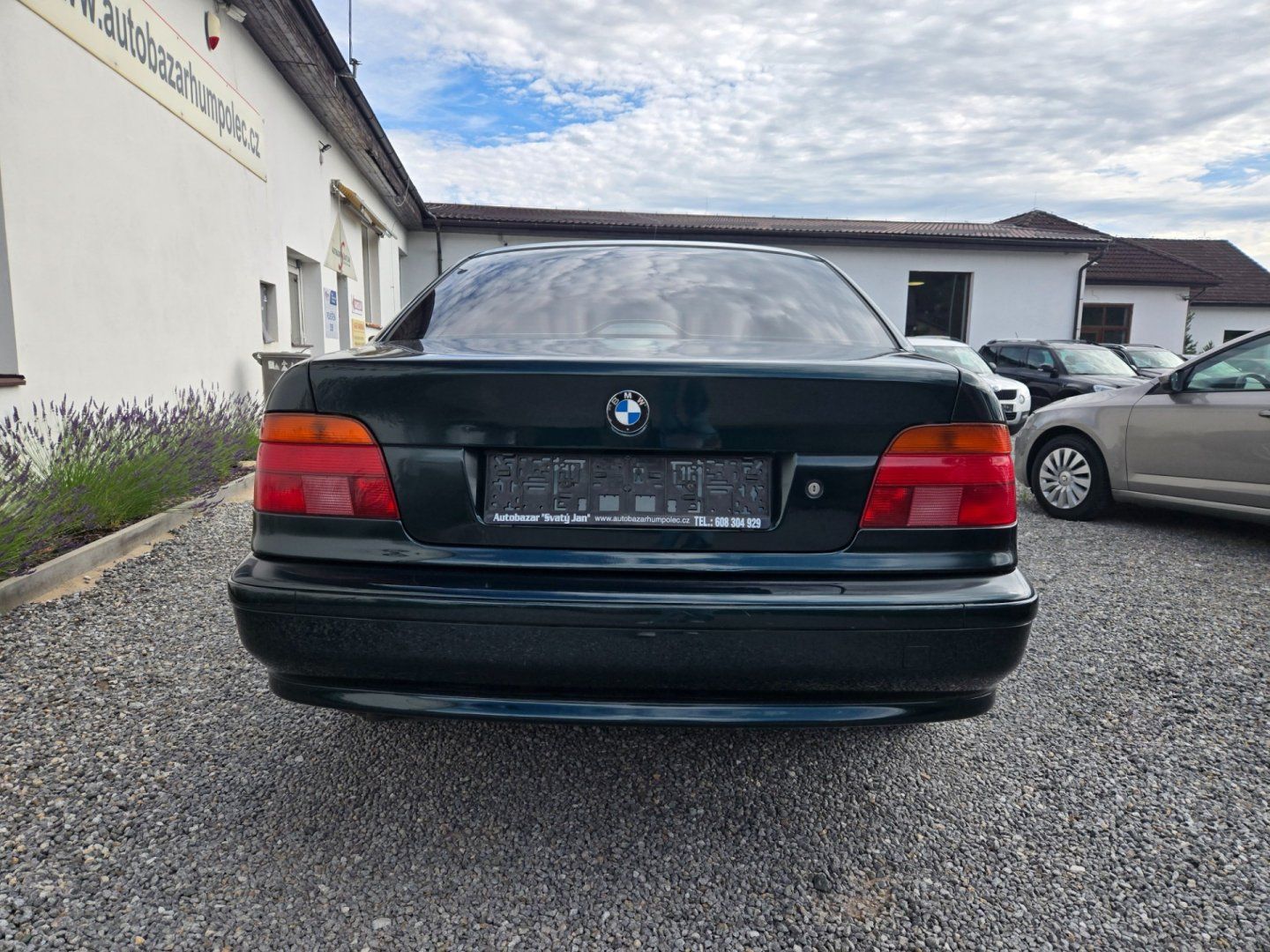 BMW Řada 5, 2.0 i Serviska - fotka 5