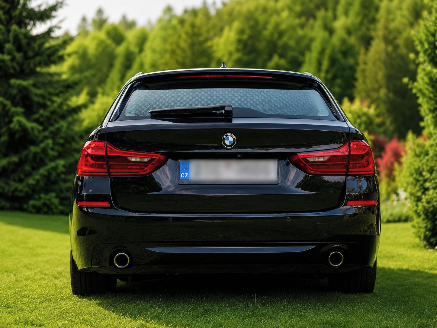 BMW Řada 5, 520d xDrive - fotka 3