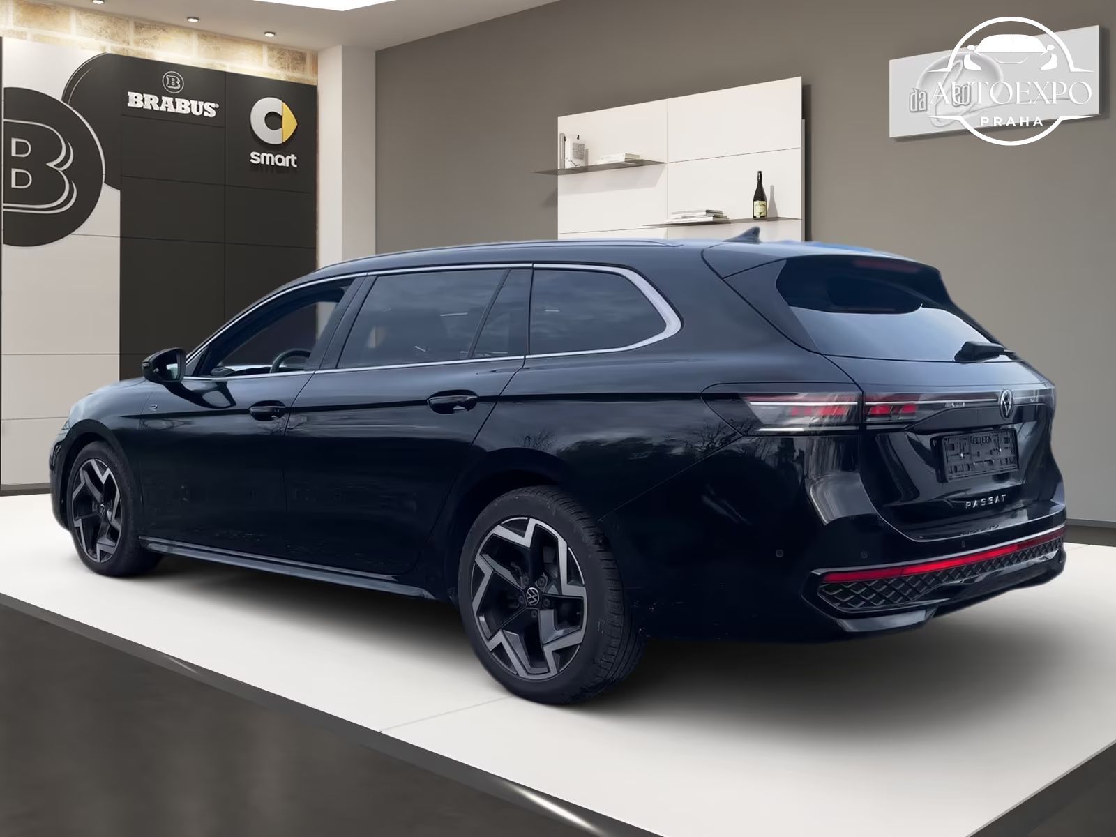 Volkswagen Passat, 2.0 TDI 110 kW R-line - fotka 6