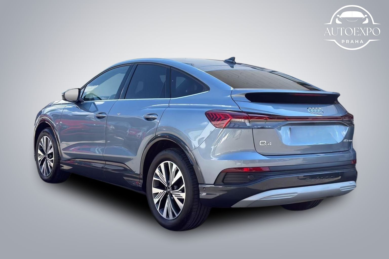 Audi Q4 e-tron, 40 Sportback 150kW - fotka 4