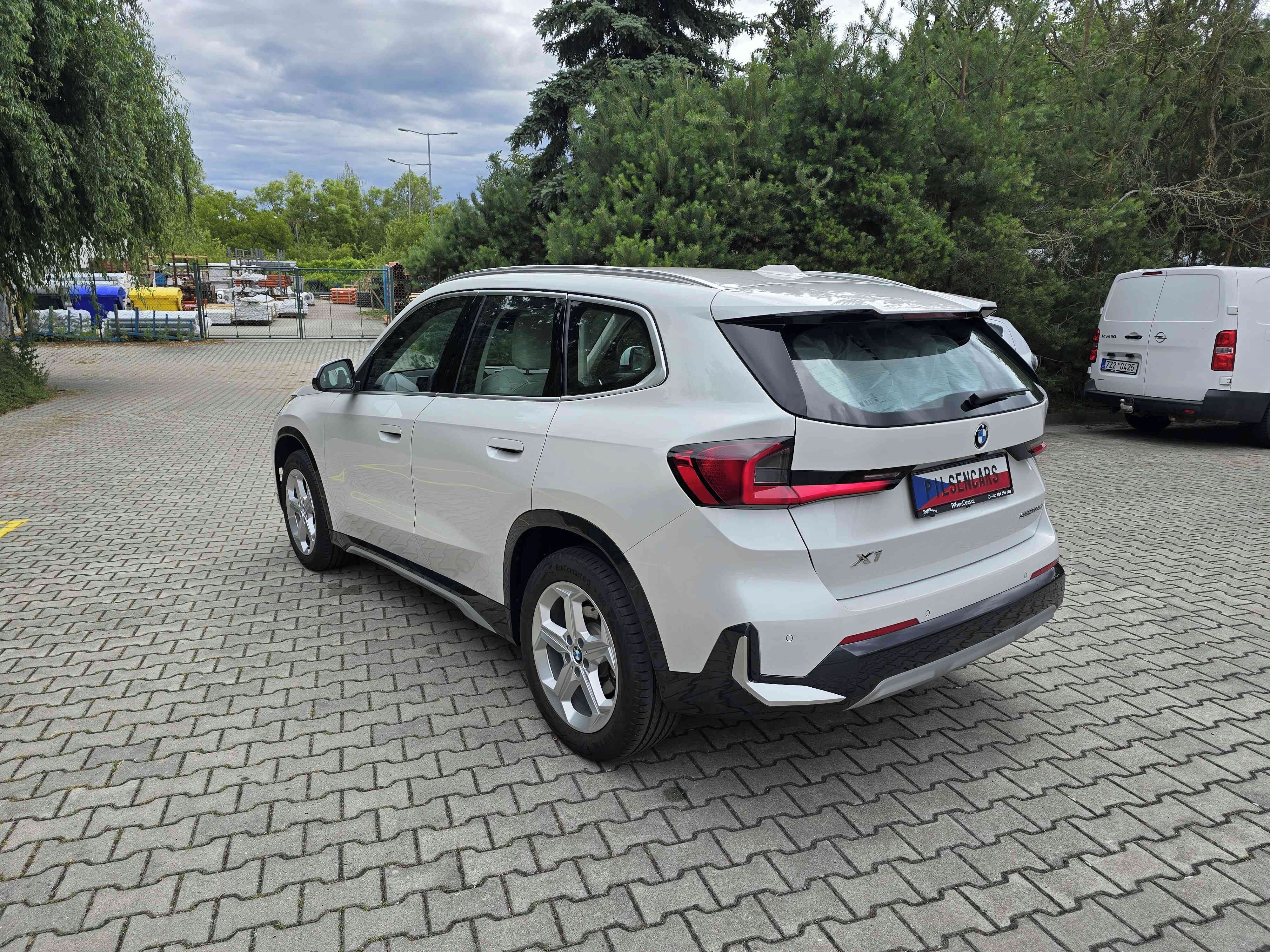 BMW X1, 20d xLine Innovation Comfort - fotka 3