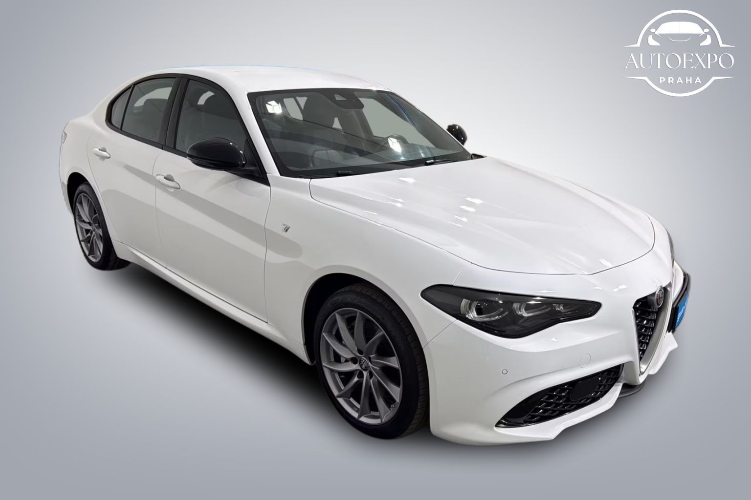 Alfa Romeo Giulia, 2.0 Ti Q4*MATRIX*LED*KŮŽE - fotka 2