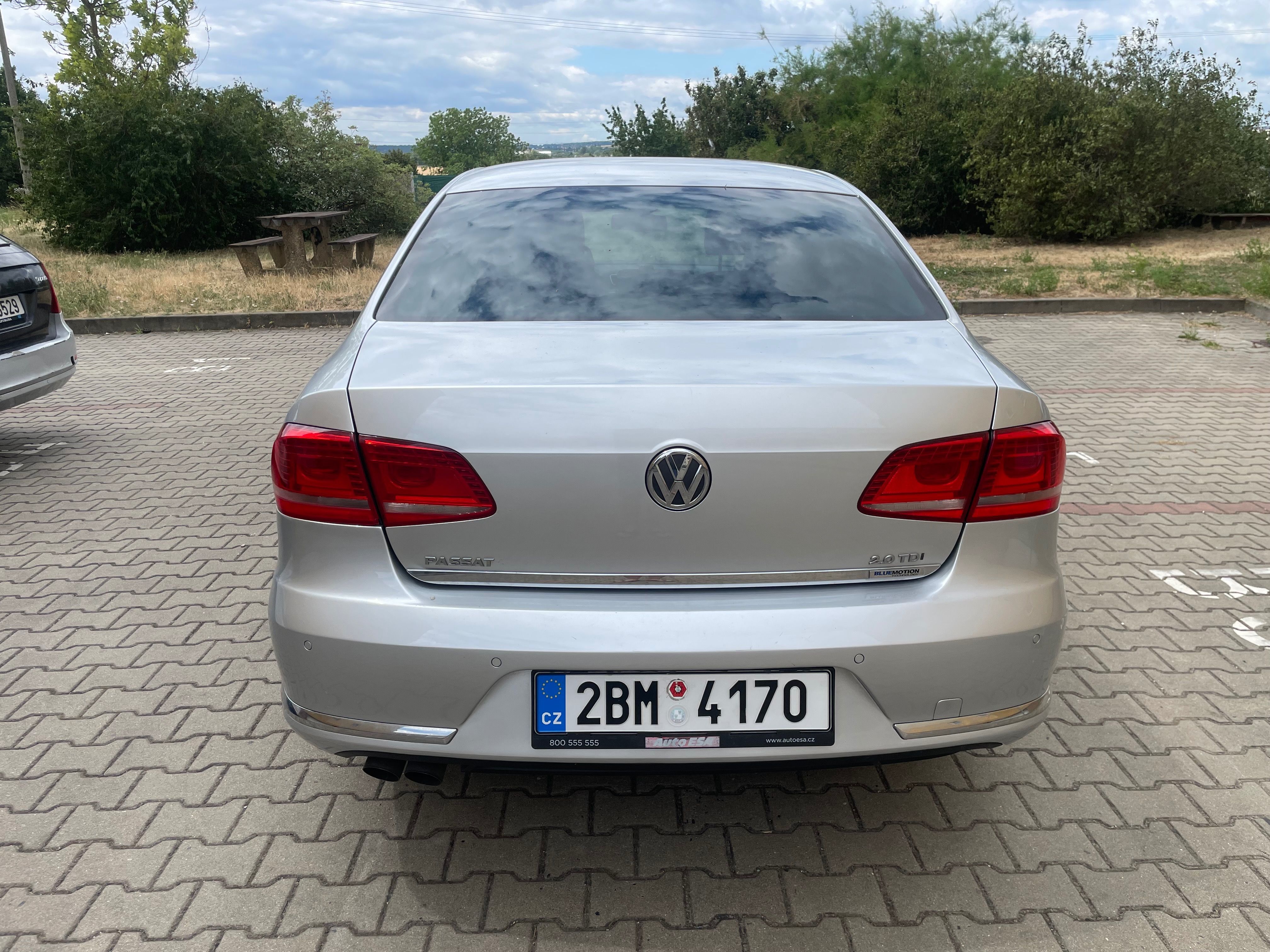 Volkswagen Passat, 2.00 TDI - fotka 5