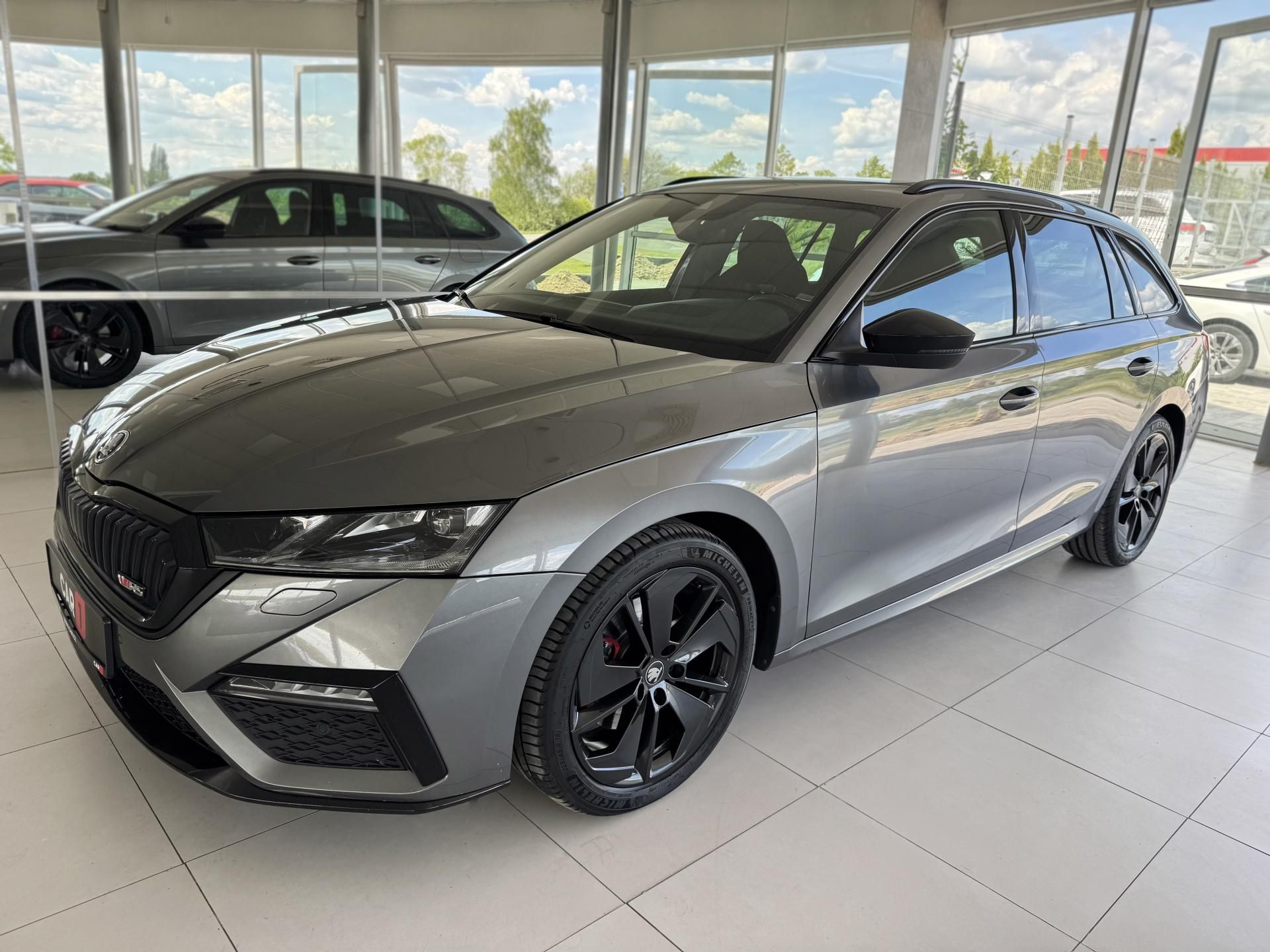 Škoda Octavia, RS 2,0TDI*DSG*HUD*Matrix*Panor - fotka 2