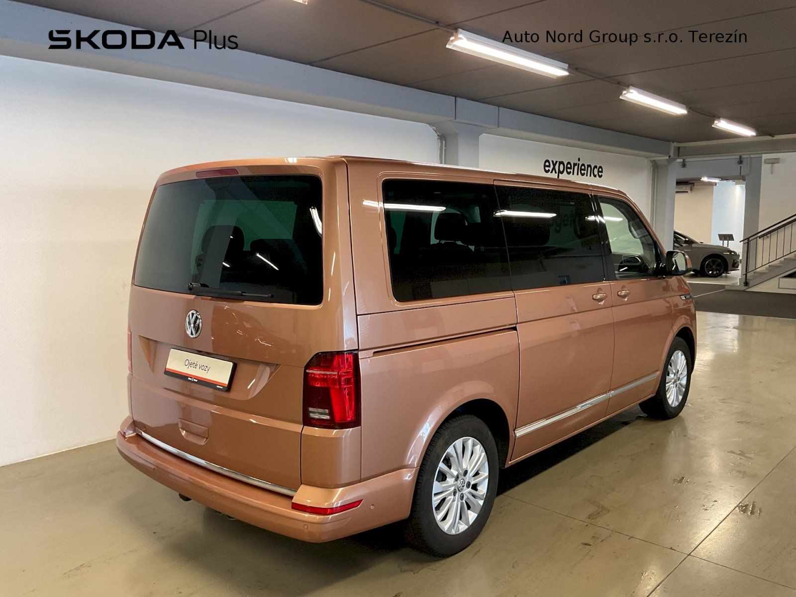 Volkswagen Multivan, 6.1 HL TDI DSG - fotka 2