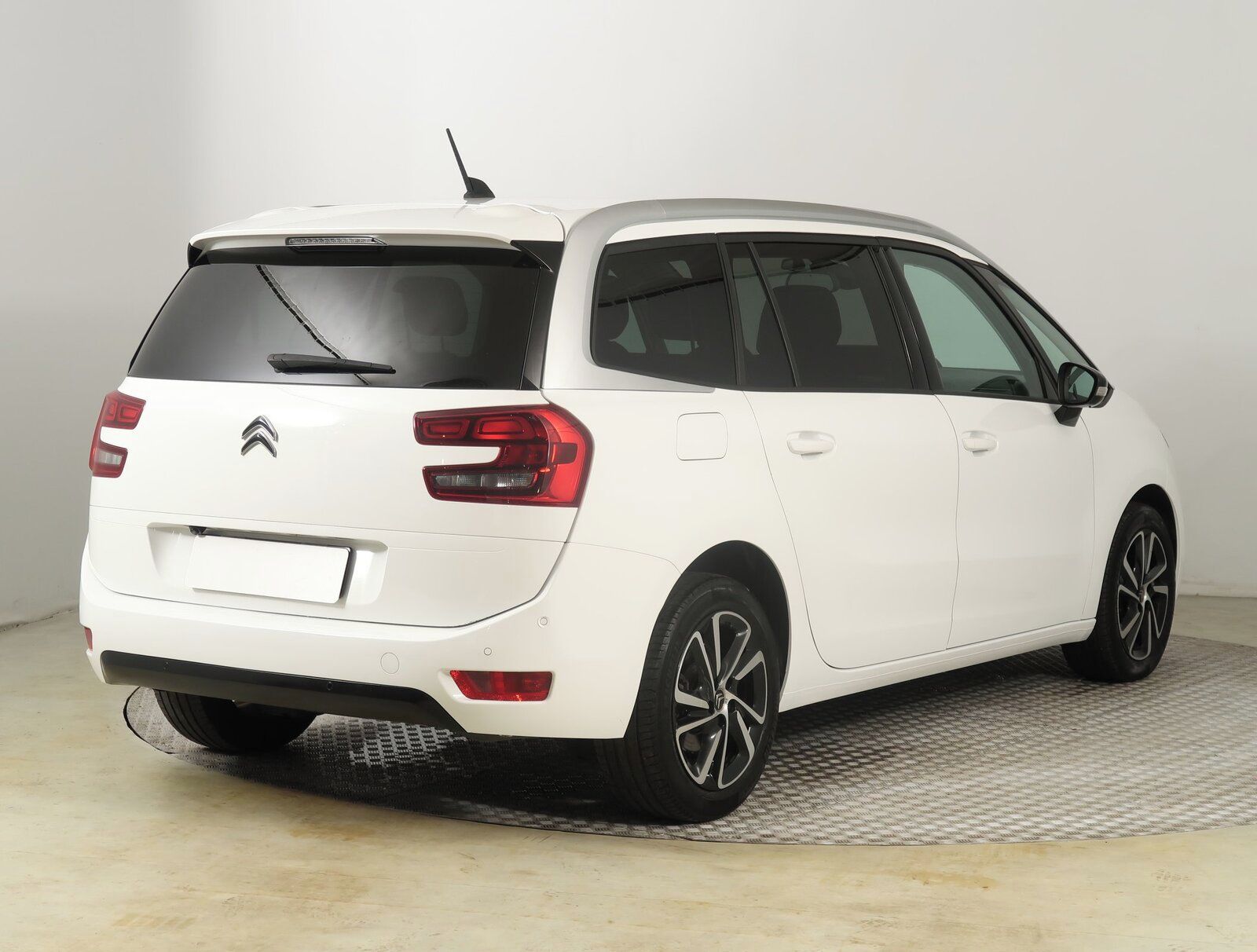Citroën Grand C4 SpaceTourer, 1.5 HDi, Automat, 7 míst, ČR - fotka 5
