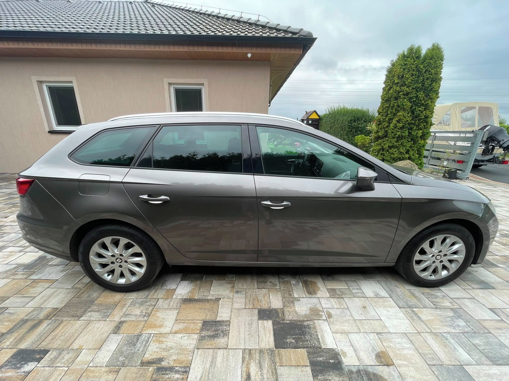 Seat Leon, Kombi 1,4 TSI - fotka 4