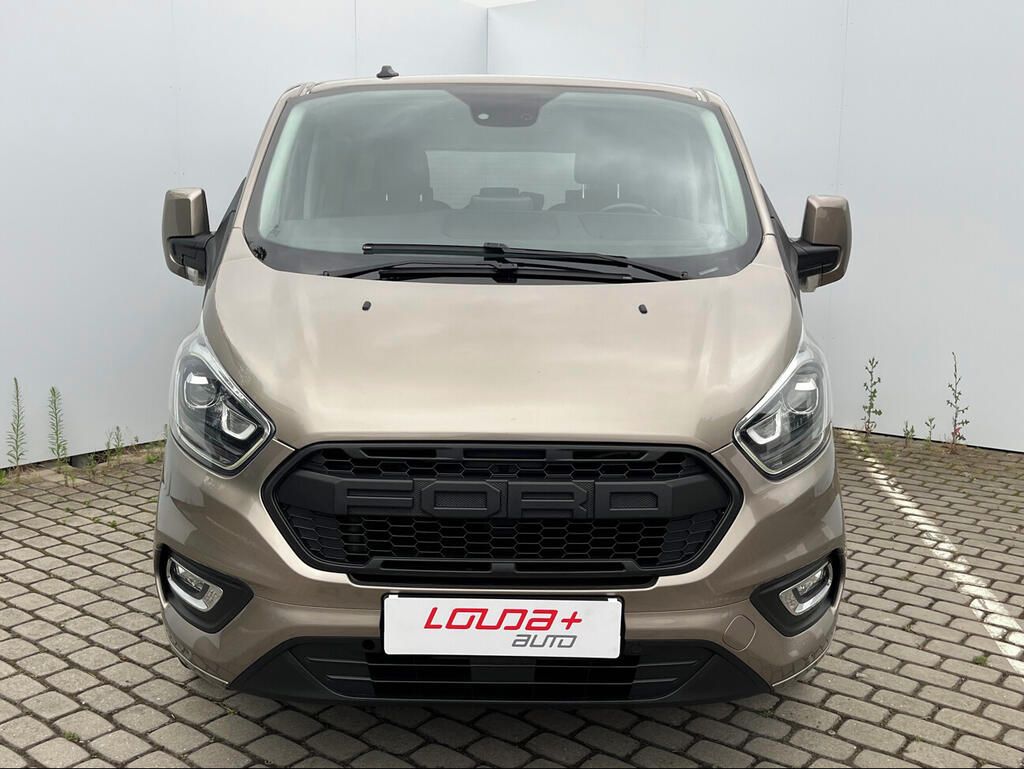 Ford Tourneo Custom, 2.0 . 136 kW - fotka 4