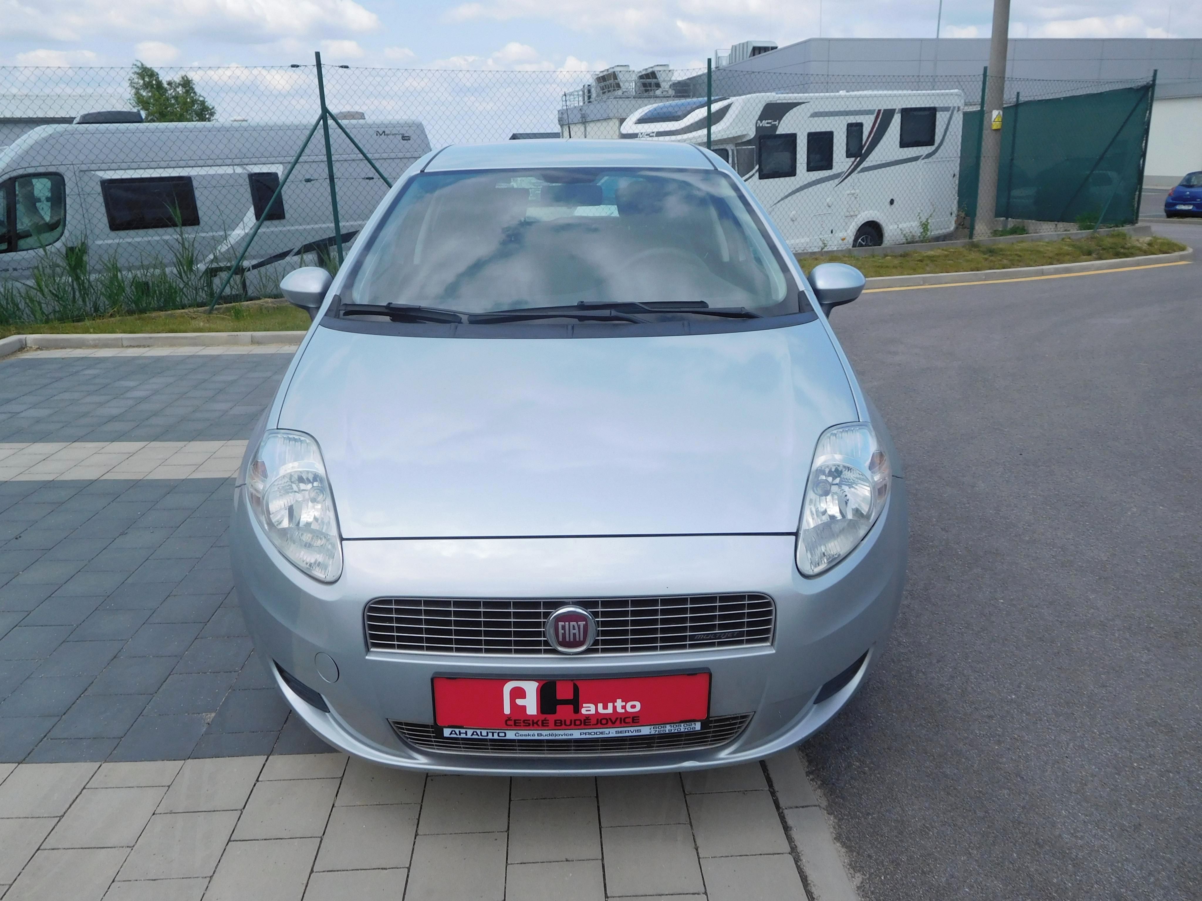 Fiat Grande Punto, 1.3 Multijet, 55 kW, Klima - fotka 6