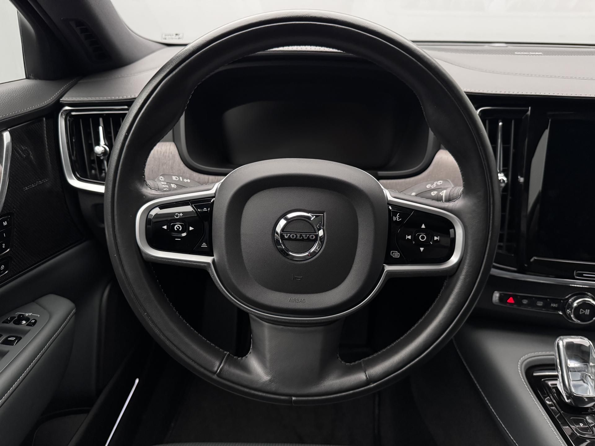 Volvo V90, T6 AWD INSCRIPTION CZ 1.maj - fotka 3