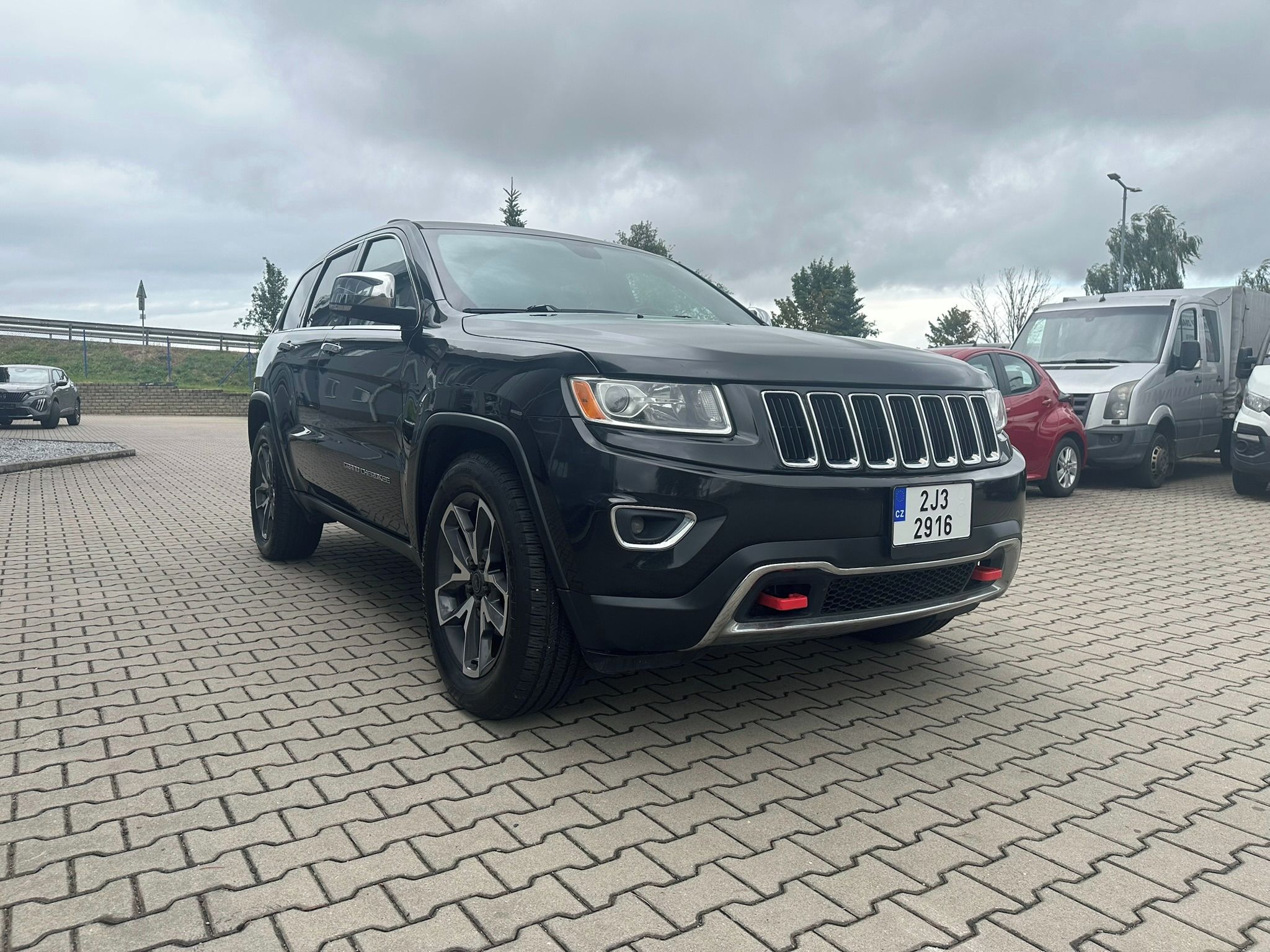 Jeep Grand Cherokee, 3,7 V6  210kW - fotka 4