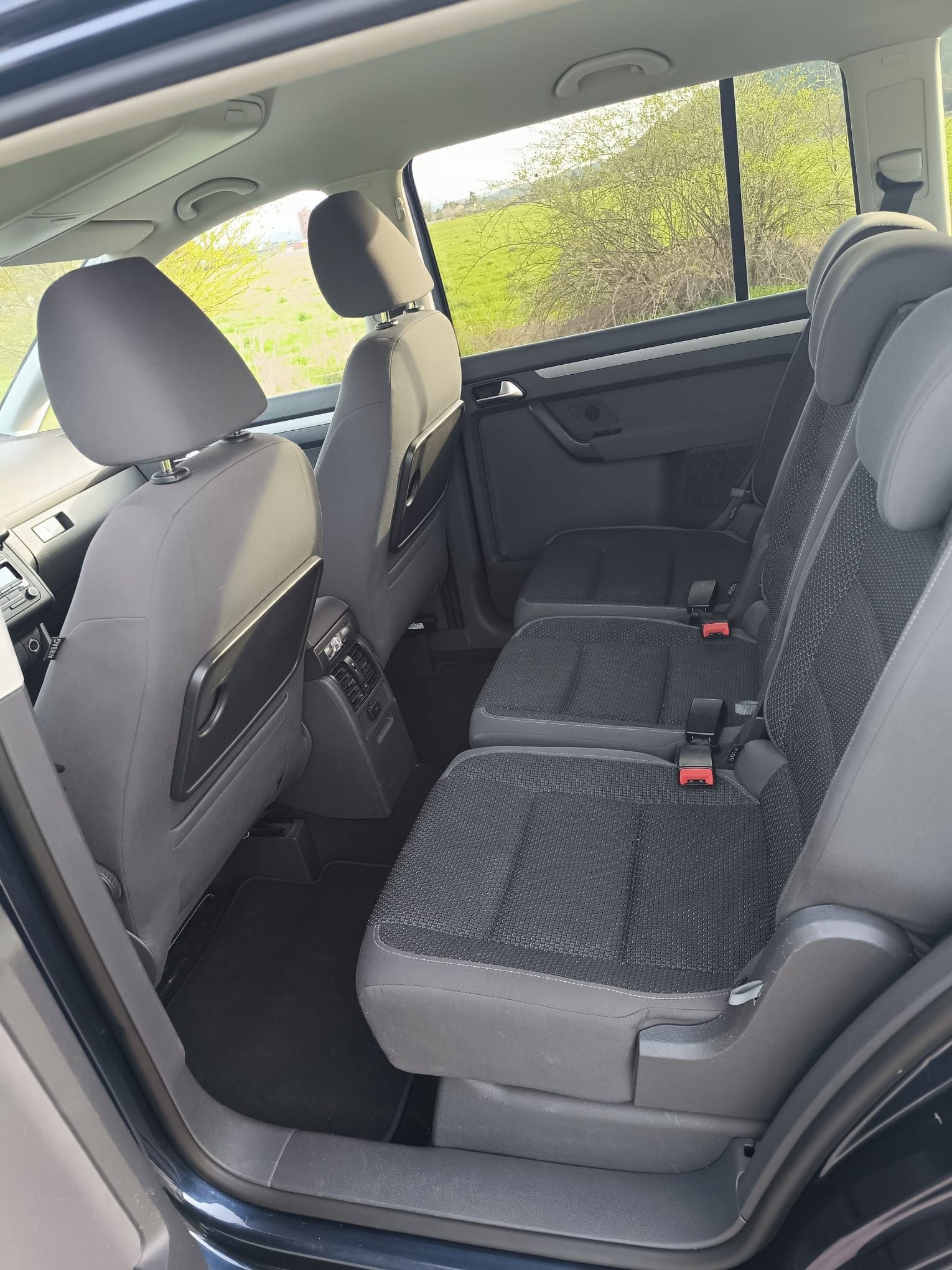Volkswagen Touran, VW Touran 2,0 TDi - fotka 6