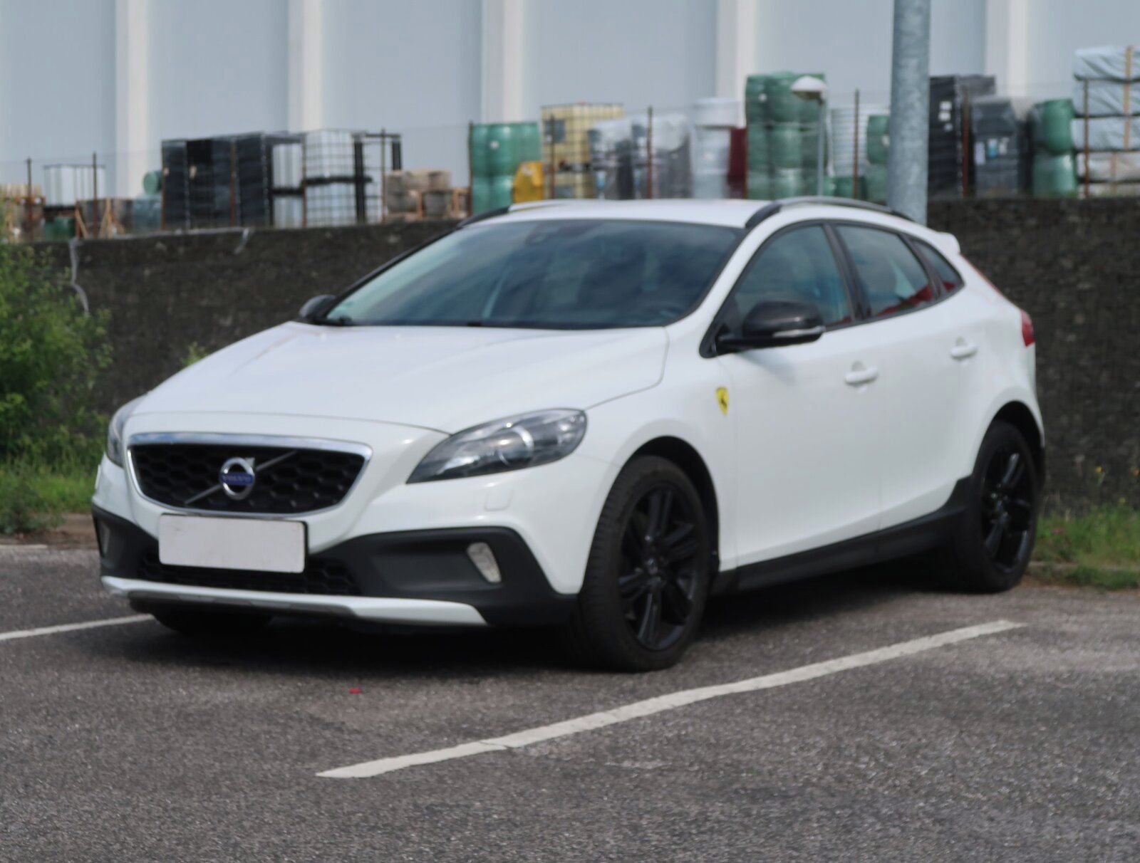 Volvo V40, 2.0 D3, Automat, Serv.kniha - fotka 2