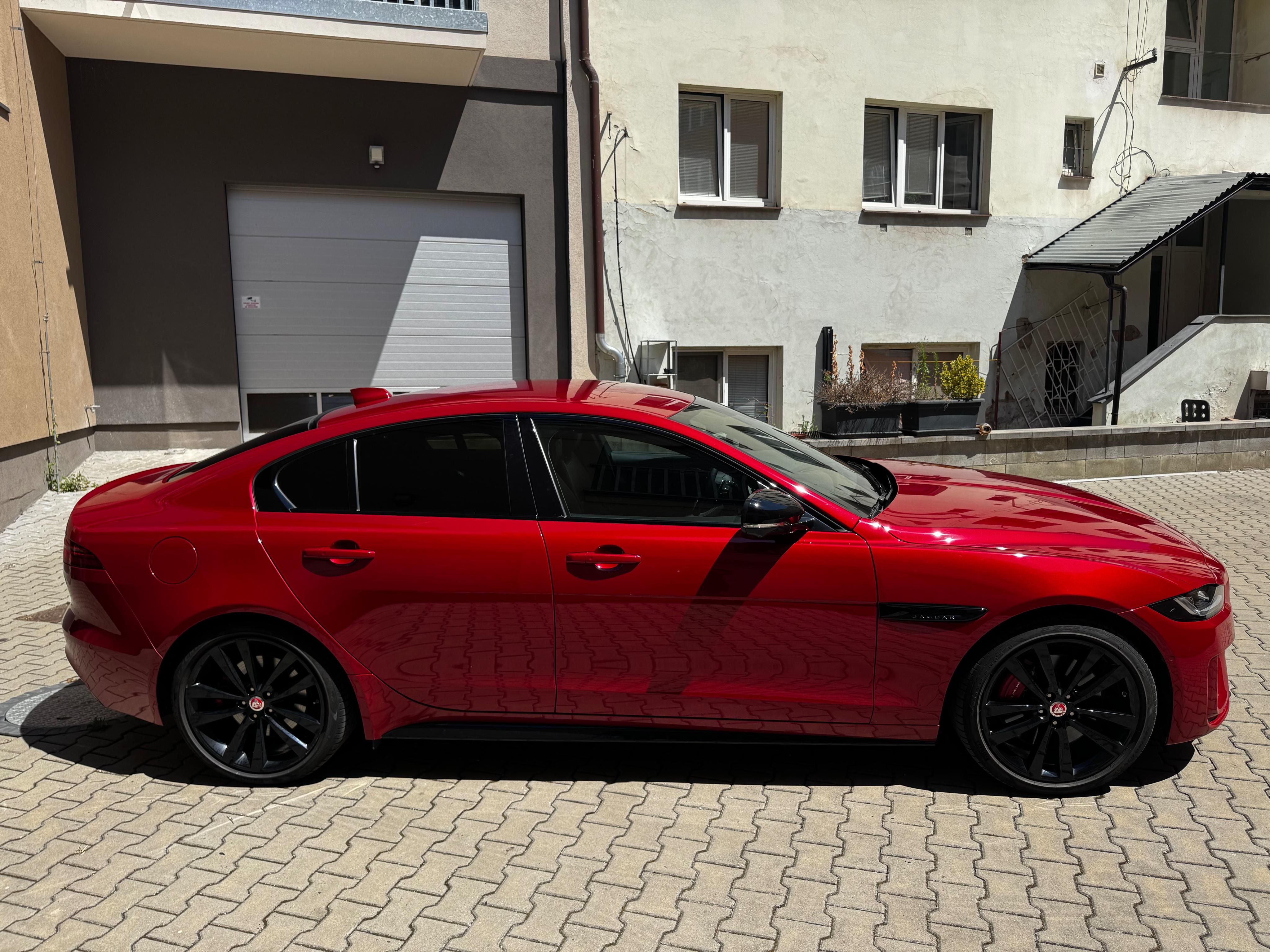 Jaguar XE, P250, záruka - fotka 3