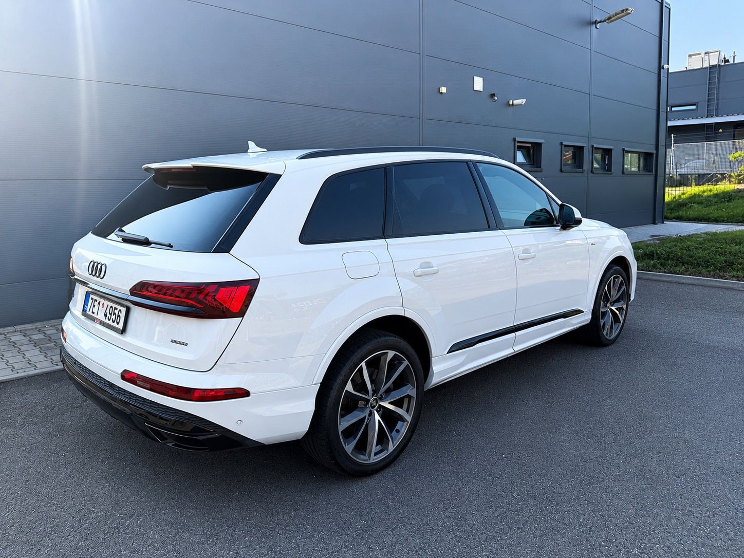 Audi Q7, Q7 55 TFSI Quattro 2022 Nez.T - fotka 4