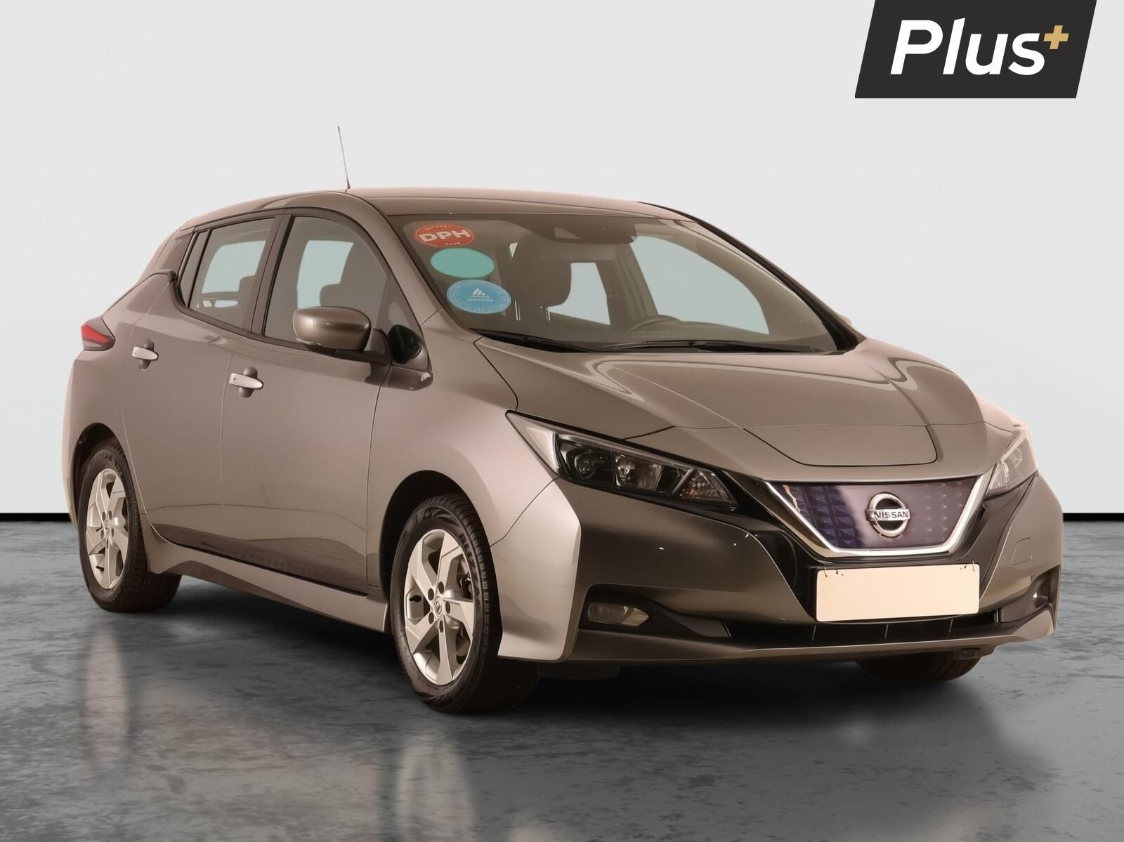 Nissan LEAF, 40 kWh, SoH 92%, Automat