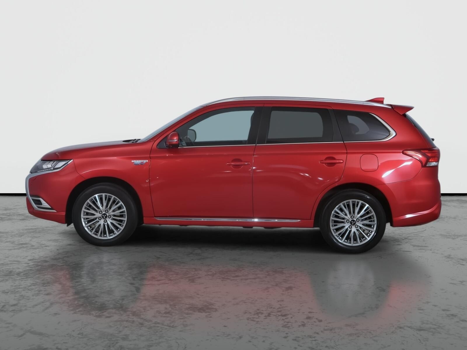 Mitsubishi Outlander, 2.4 PHEV, 4X4, Automat, Kůže - fotka 3