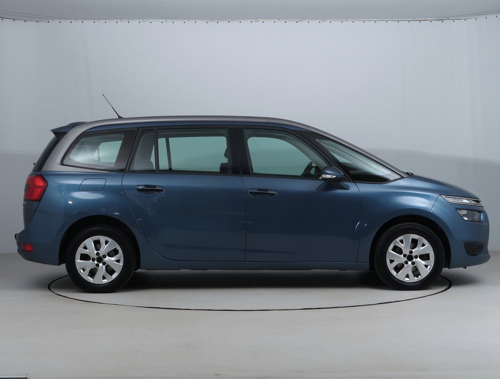 Citroën Grand C4 Picasso, 1.6 HDi, 7 míst - fotka 6