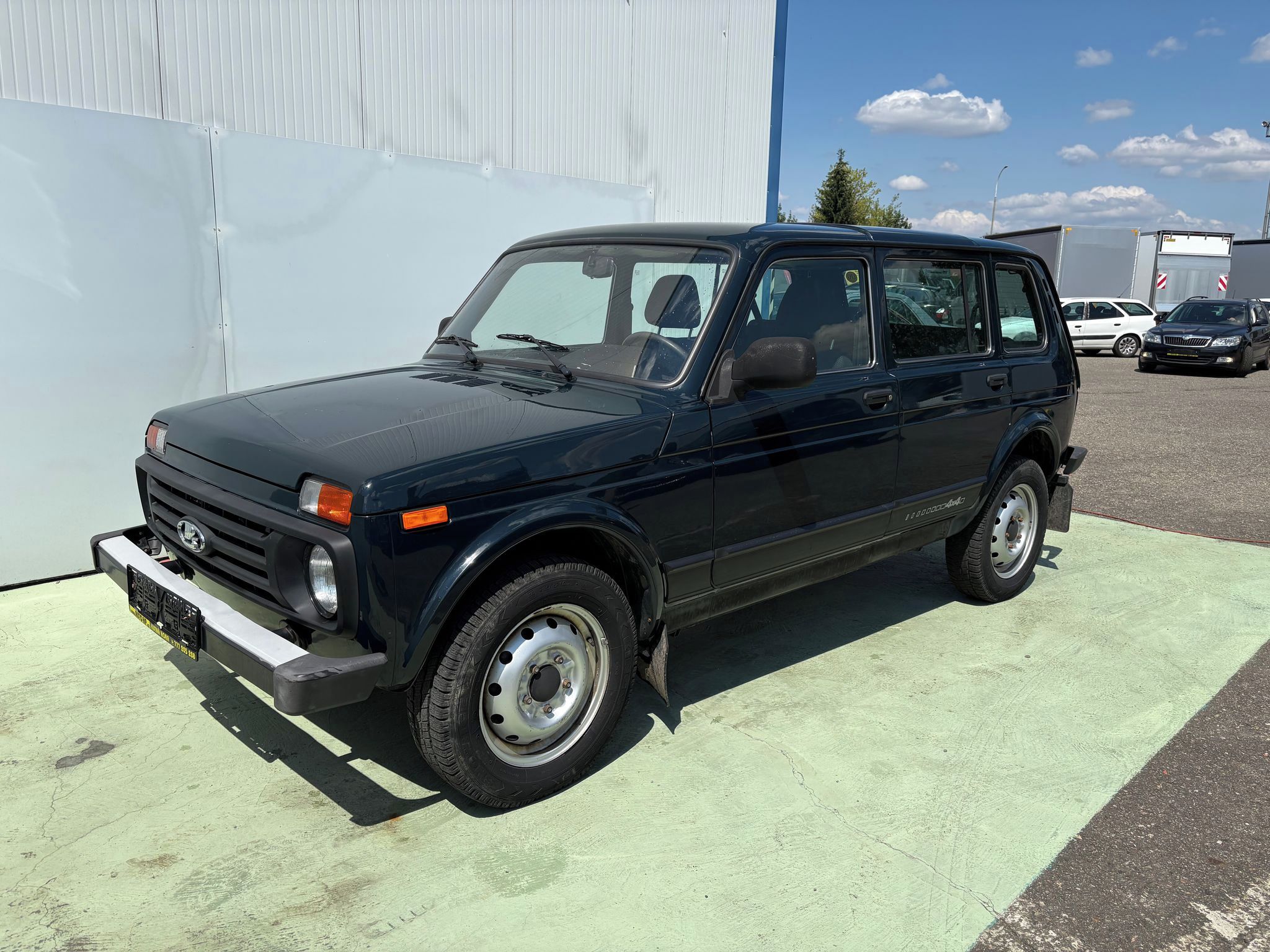 Lada Niva, 1.7, 61kW, 4x4, LPG, Tažné - fotka 3