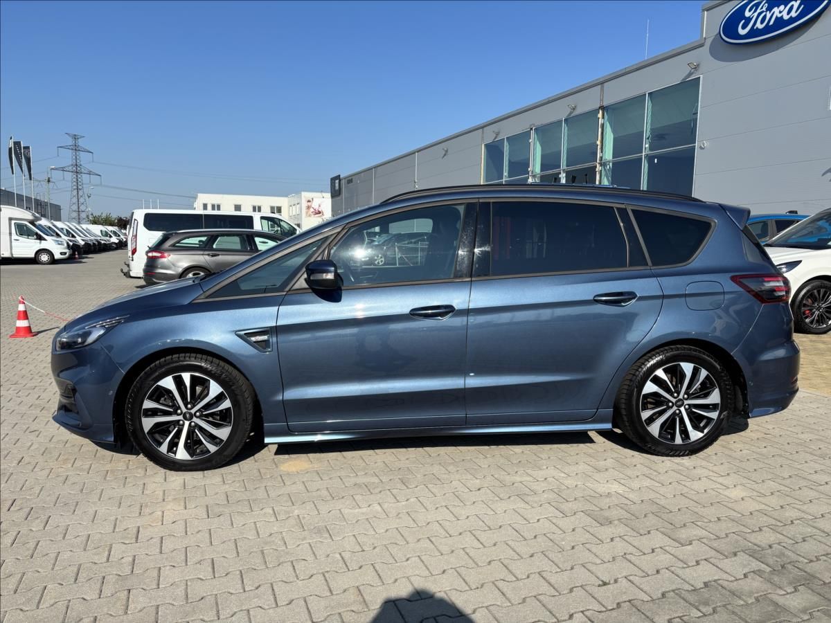 Ford S-MAX, 2,5 HEV ST-Line 140kW - fotka 2