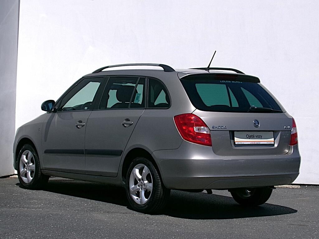 Škoda Fabia, Ambition 1.2 TSI 63 kW - fotka 6