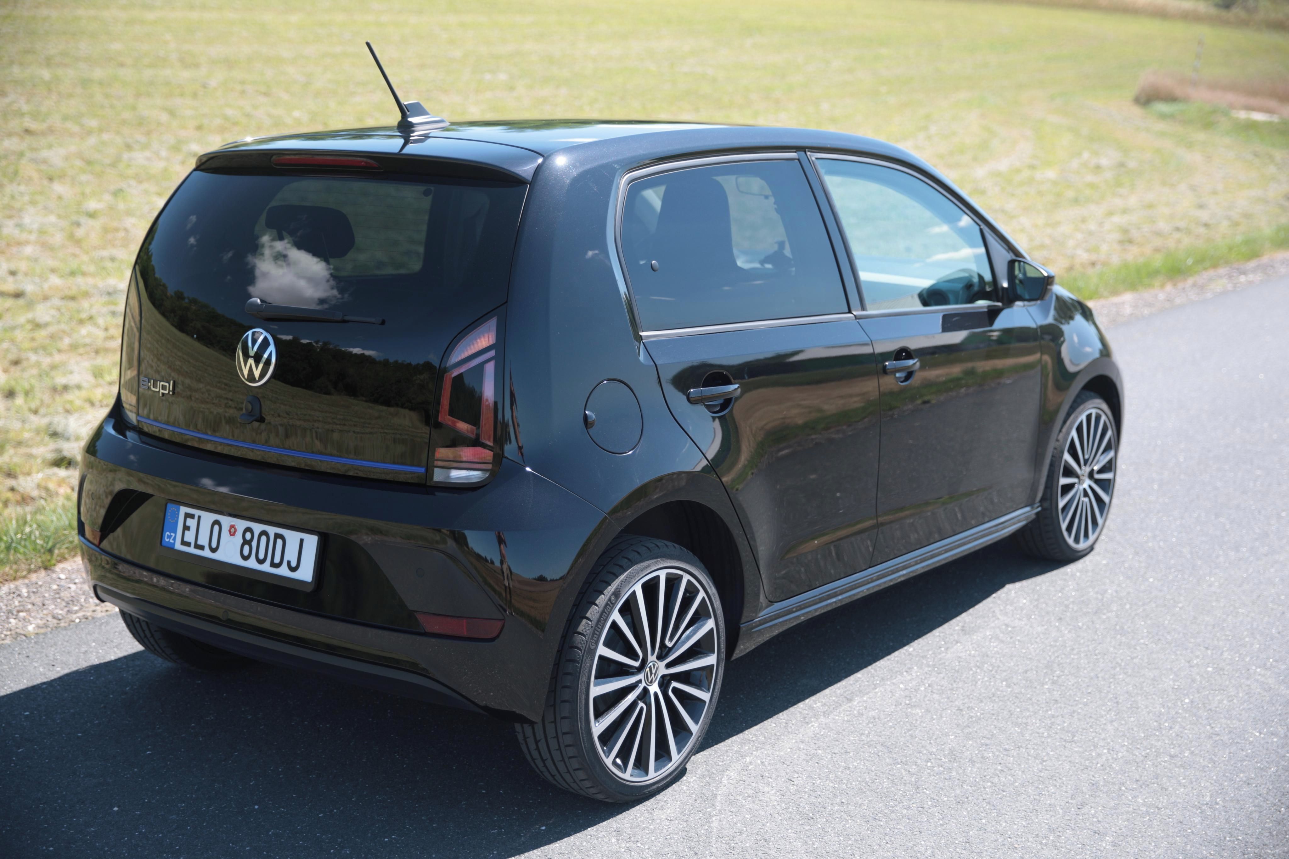Volkswagen Up!, 36kWh Kamera Alu 17" - fotka 5