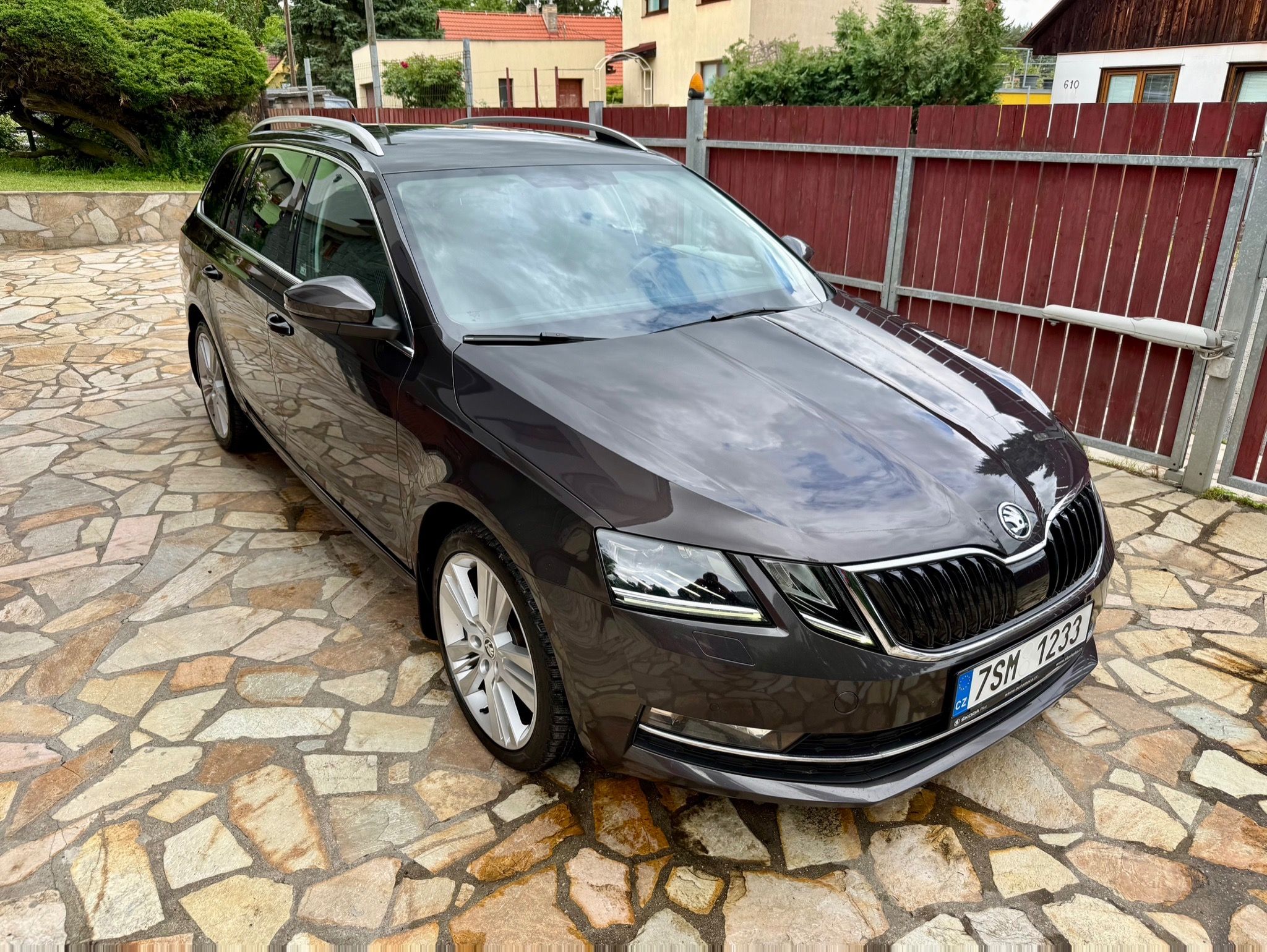 Škoda Octavia, 1.6 TDI 85KW DSG LED VIRTUAL - fotka 3