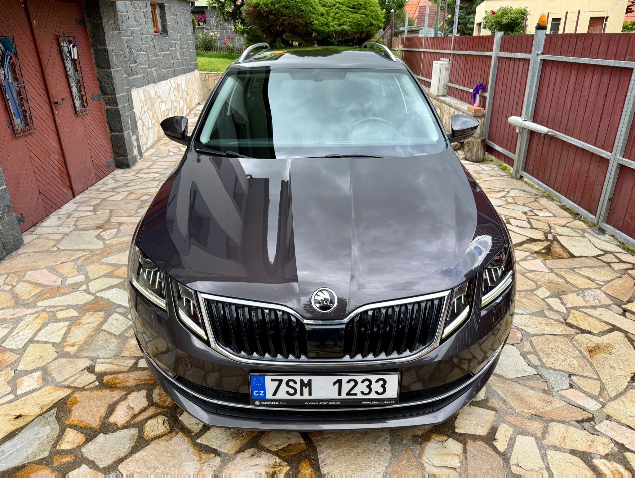 Škoda Octavia, 1.6 TDI 85KW DSG LED VIRTUAL - fotka 2