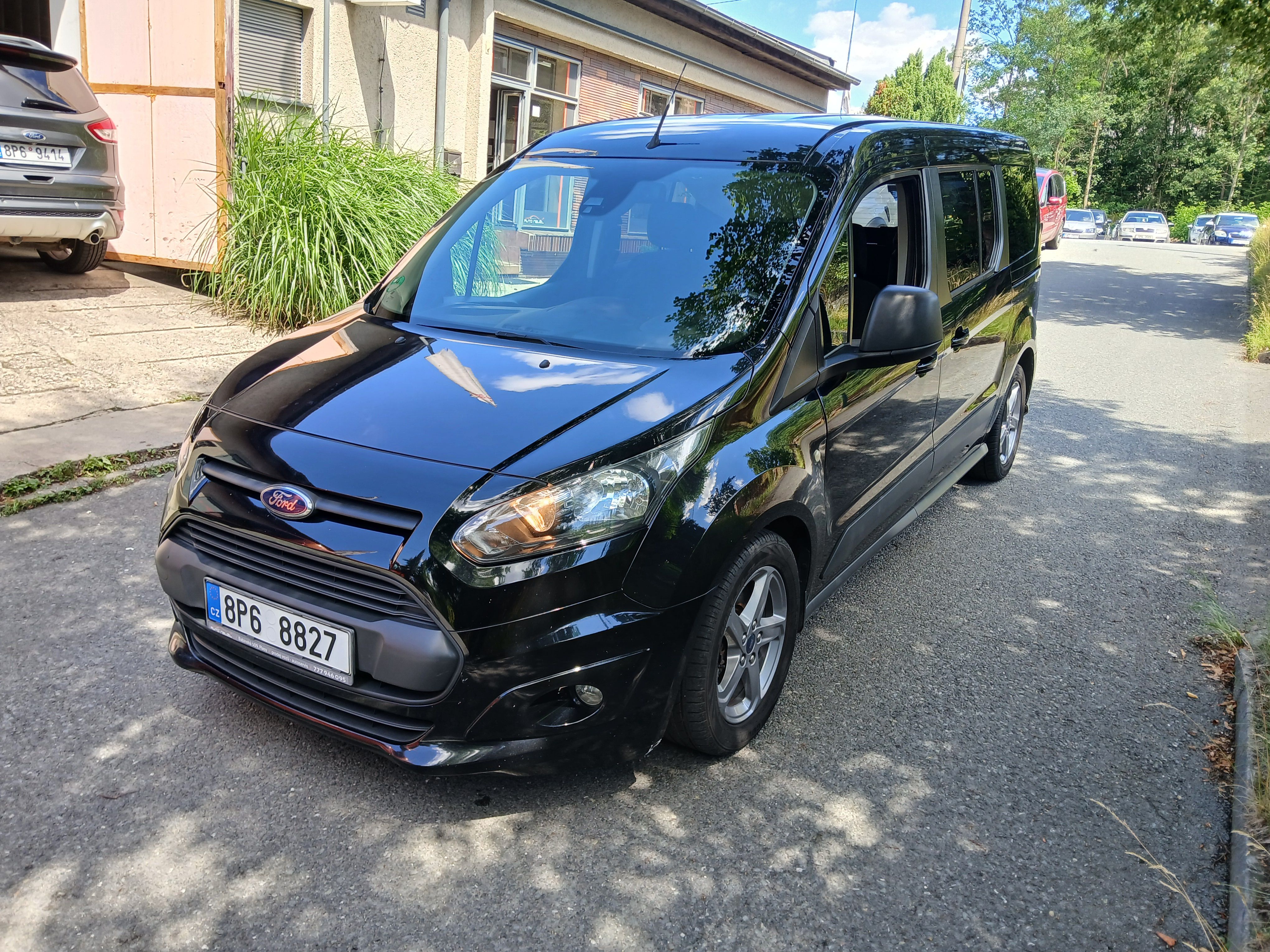 Ford Tourneo Connect, 1.Majitel,1.6TDCI,85KW. - fotka 3