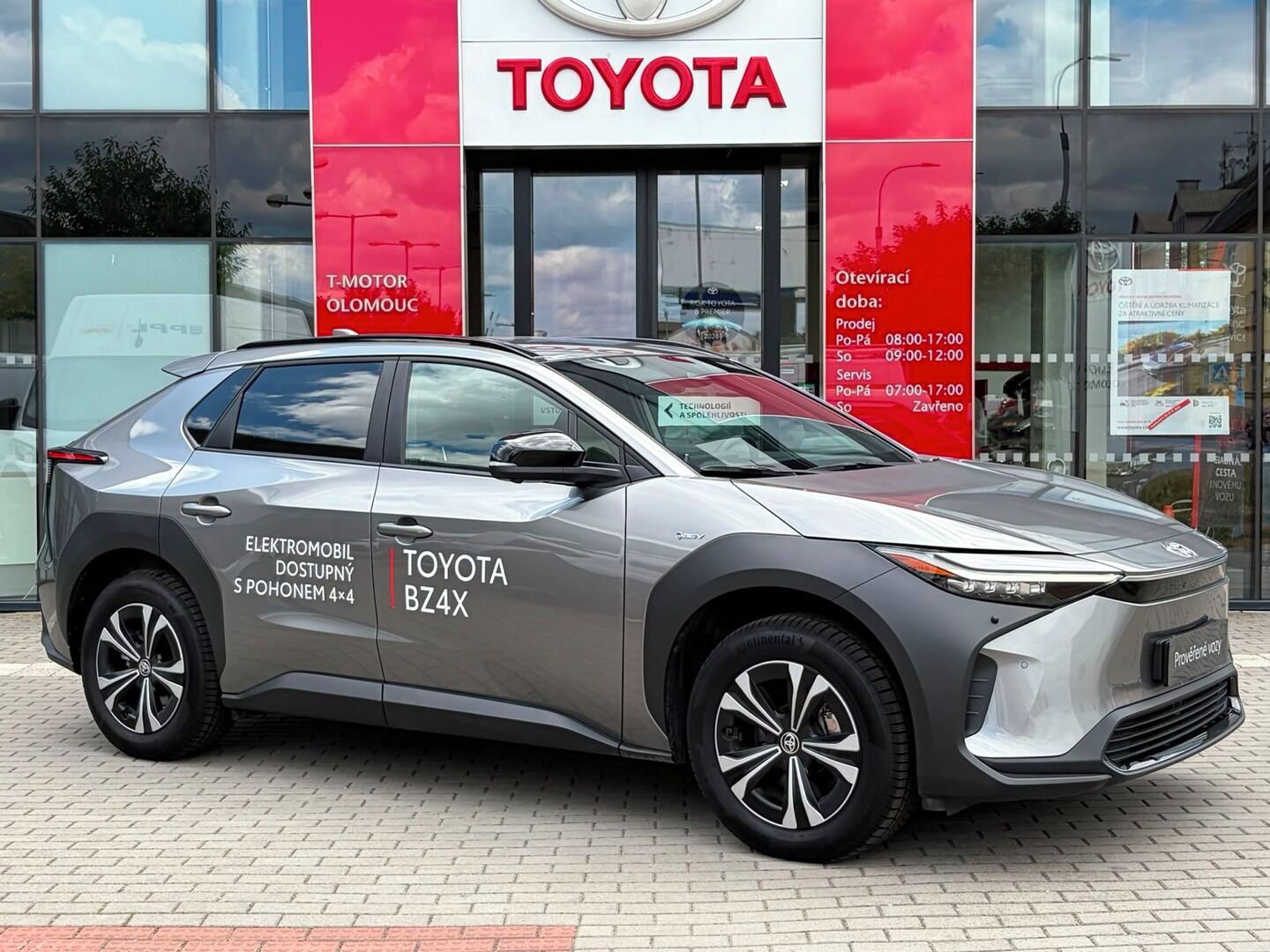 Toyota bZ4X, Prestige - fotka 4